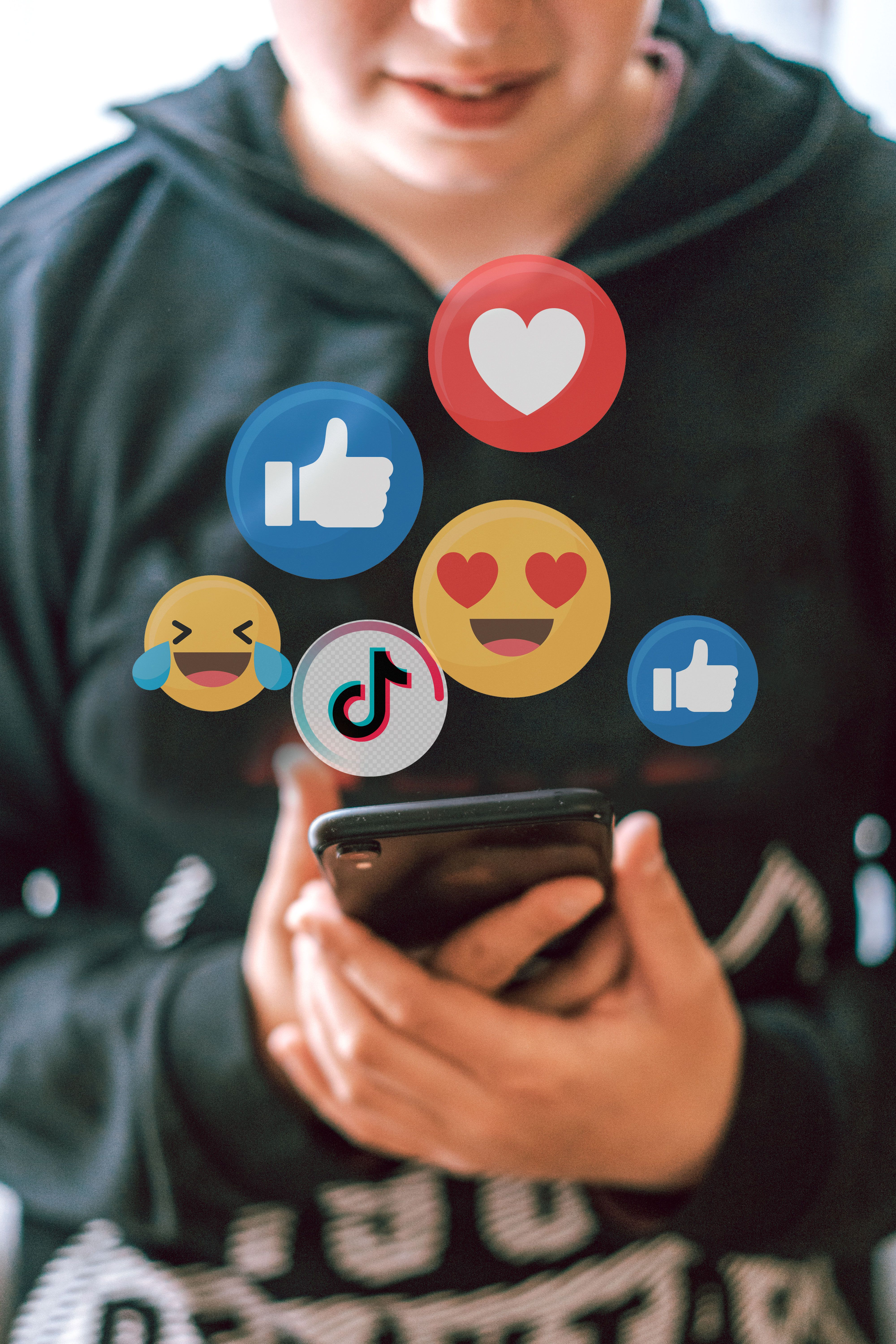 Tech Corner: Ottawa moves to restrict social media for kids under 16 episode artwork