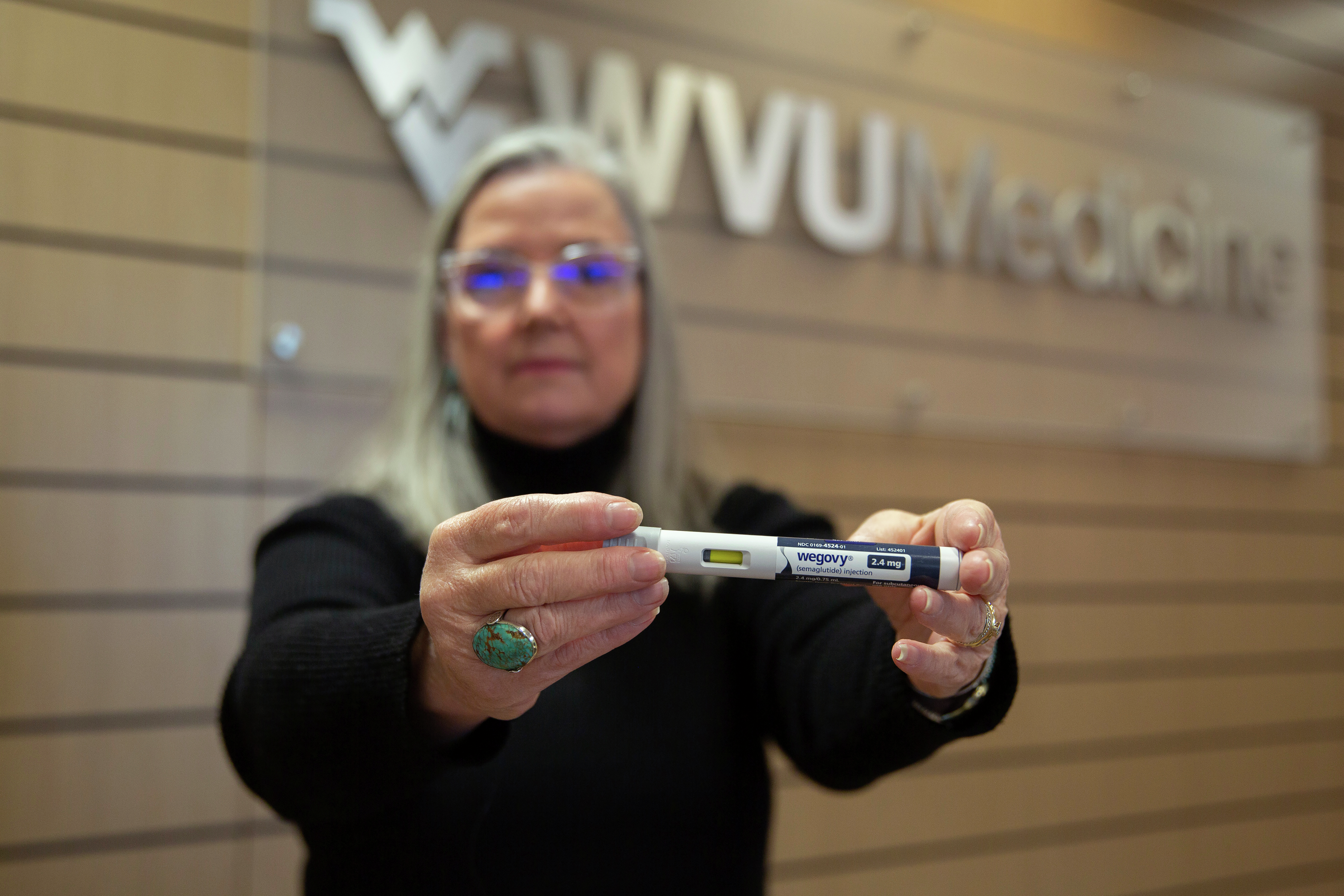 What are injectable peptides and why is Health Canada warning the public about them? episode artwork