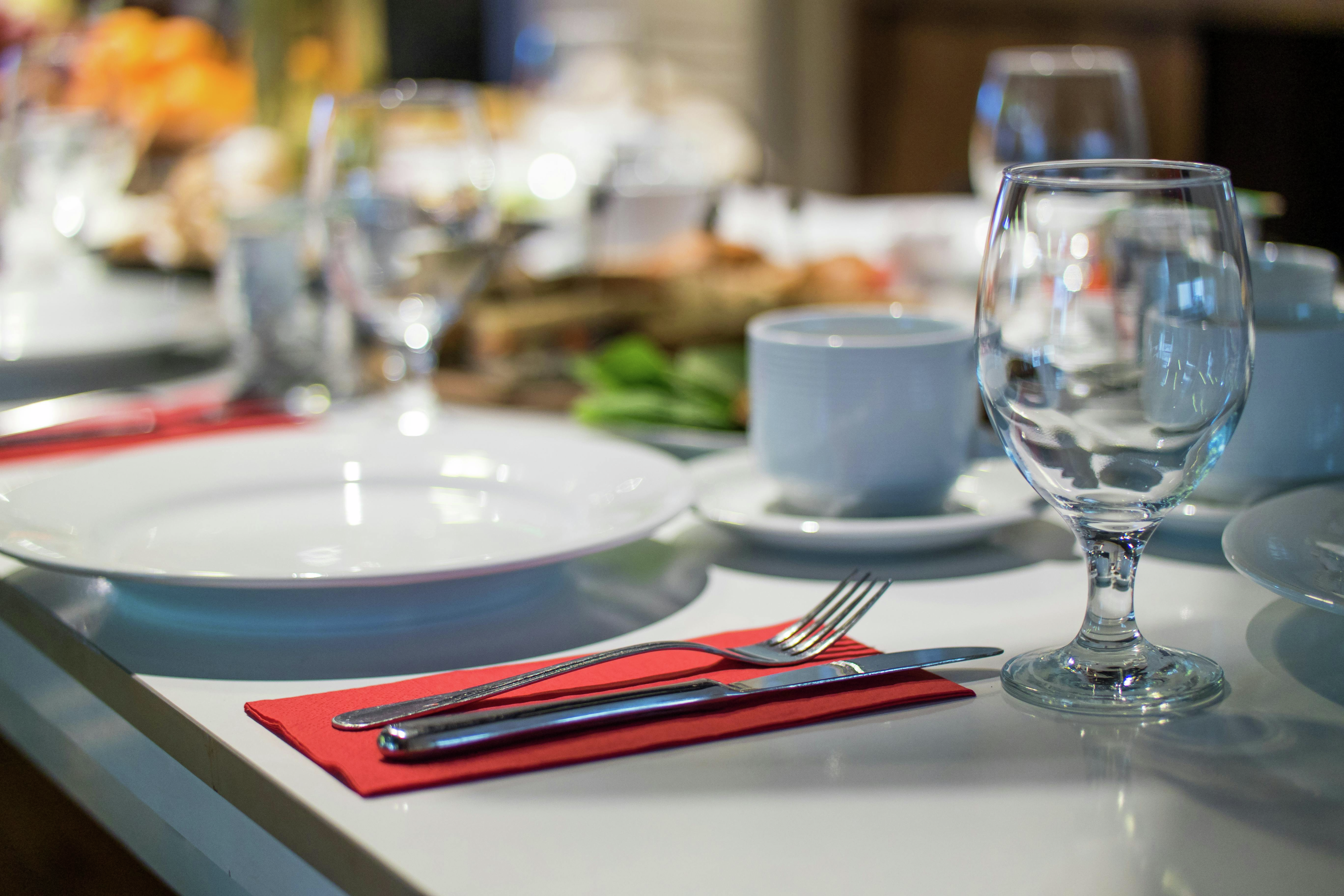 How Quebec's no-show fee is backfiring for some restaurants