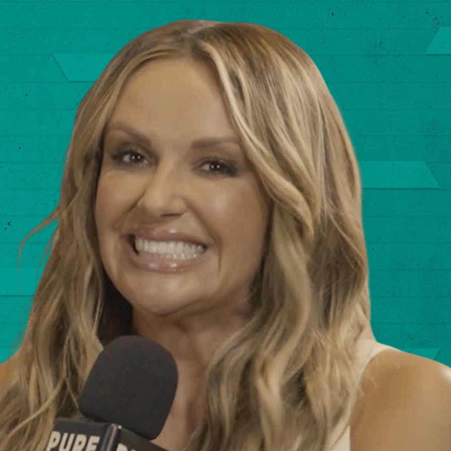 Carly Pearce on the CCMA's, celebrating Canadian Country Artists + the coolest contact in her phone