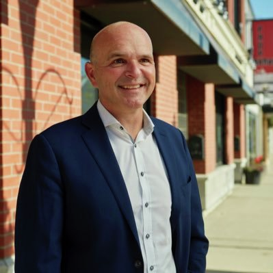 'It is warranted': Employment minister justifies temporary foreign worker restrictions