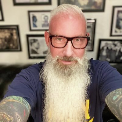 Why this Montreal city councillor is trying to enlist in the Canadian army