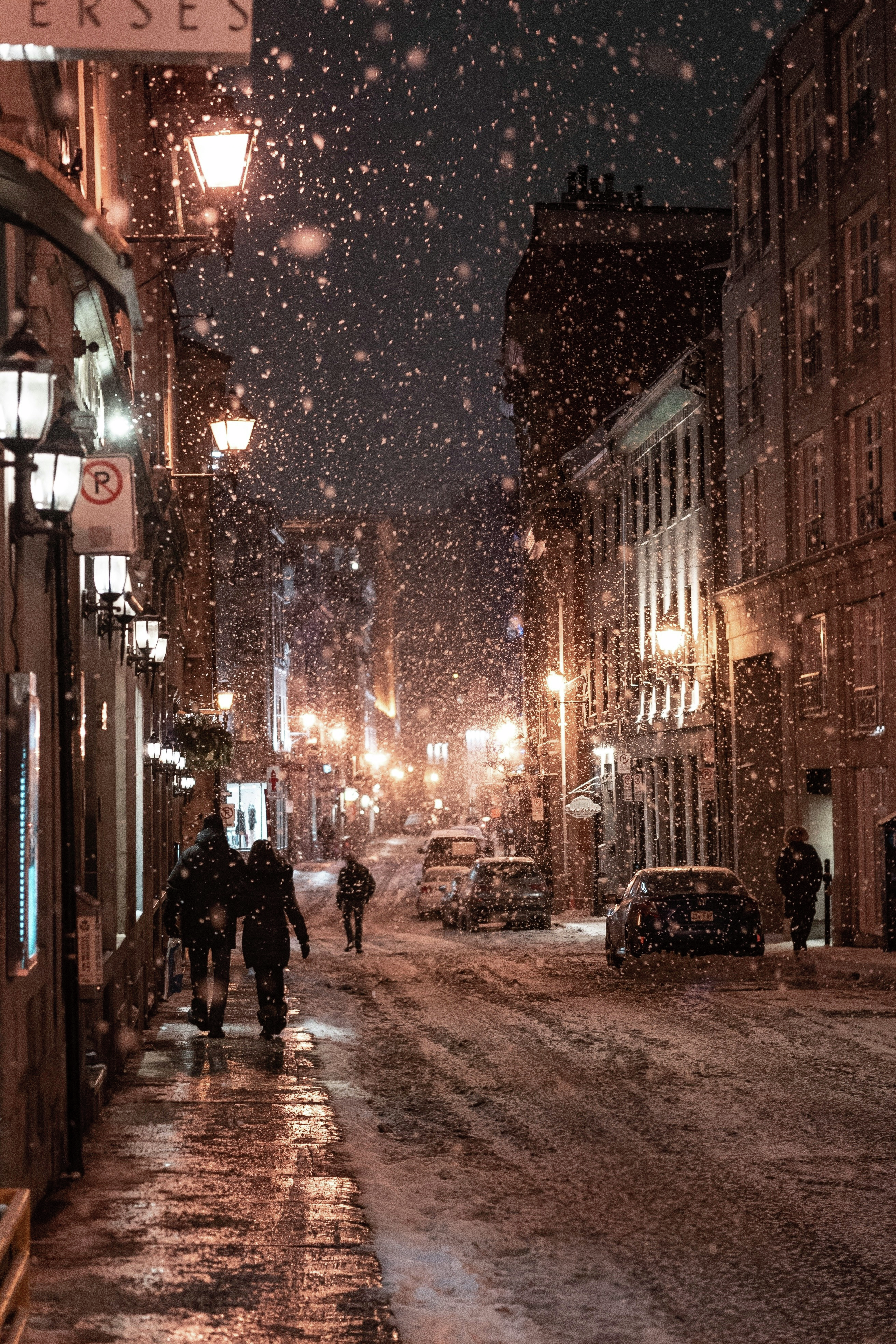 Here's what snow removal looked like in Montreal and Quebec 100 years ago