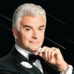 Actor John O’Hurley who is J Peterman and King Neptune, is coming to Montreal