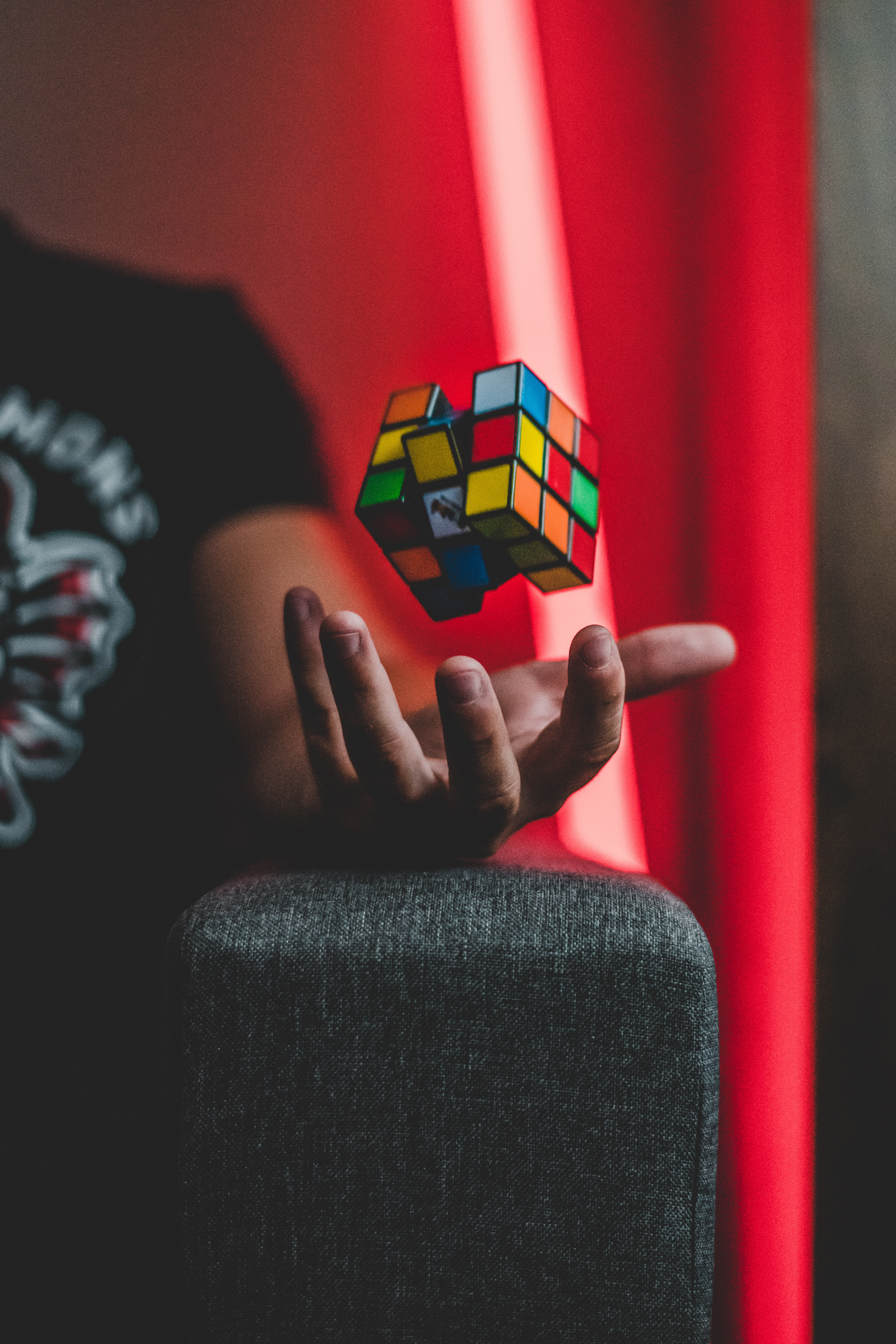 A Quebec teen has broken a record for the fastest time solving a Rubik’s cube…blindfolded!
