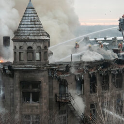 Who's to blame for the deadly fire in Old Montreal?