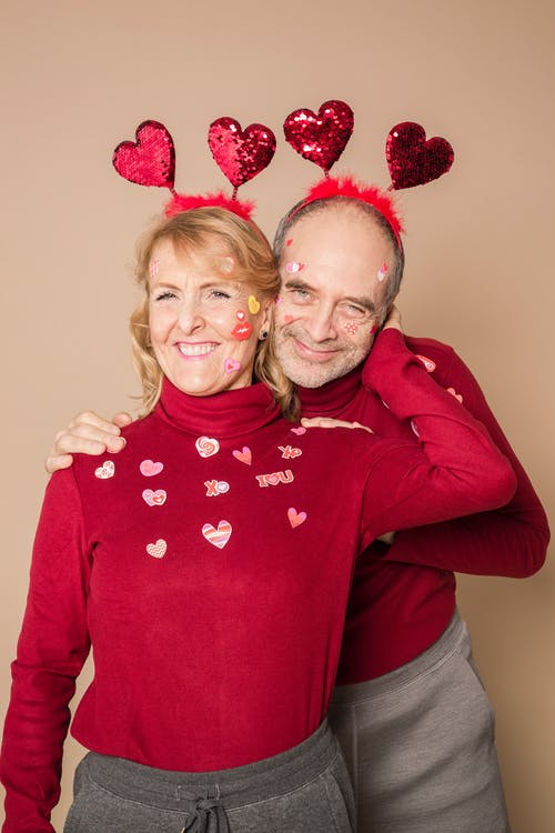 How to celebrate Valentine’s Day SAFELY in 2022