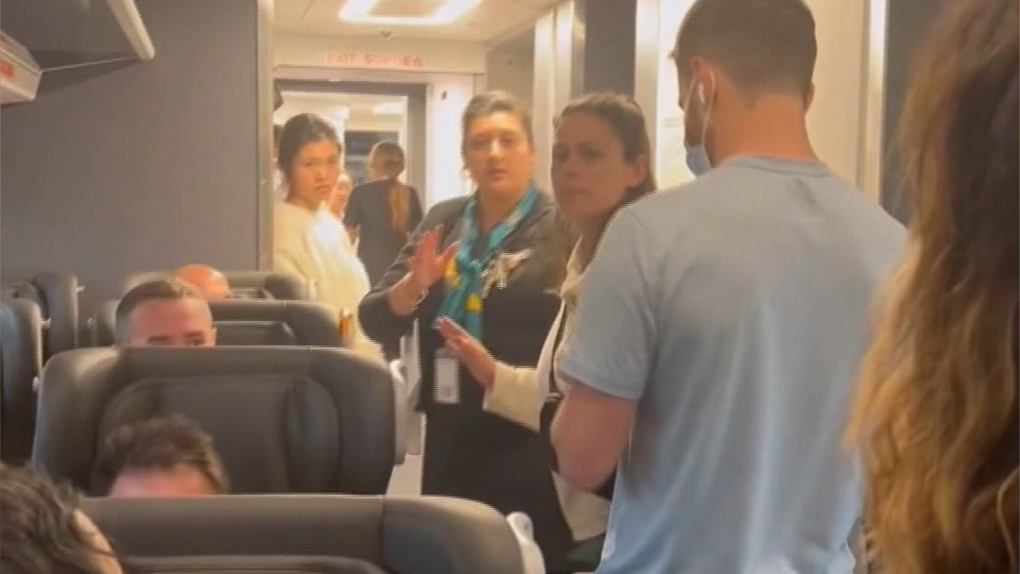 Passengers stranded after Quebec City Via Rail breakdown: 'It's about the principle'
