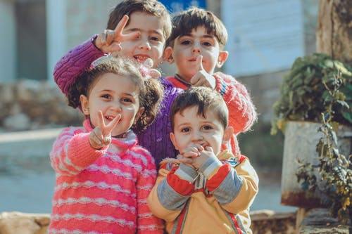What impact is the Omicron variant having on infected children?