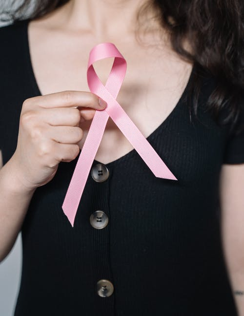 Withholding information on mammograms could put women’s lives at risk
