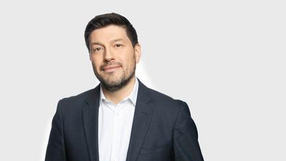 CJAD 800's Elias Makos welcomes a new member to his family