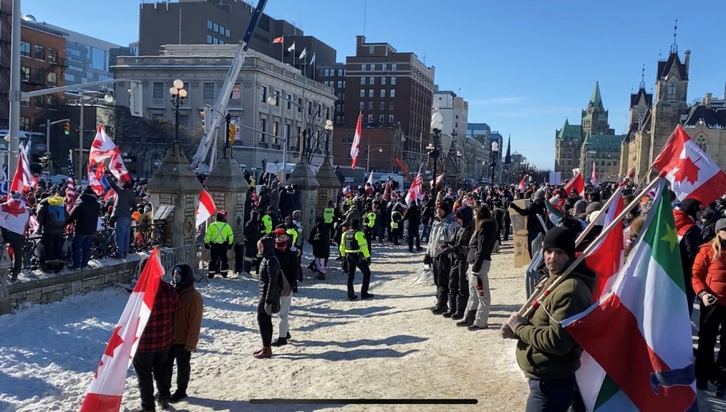 Why haven’t the Ottawa police done more about the convoy?