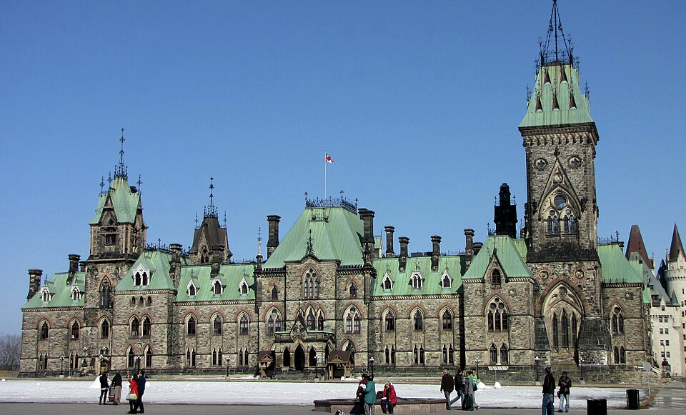 CFRA Live - Parliament Hill's East Block closed off after a Saturday afternoon lockdown