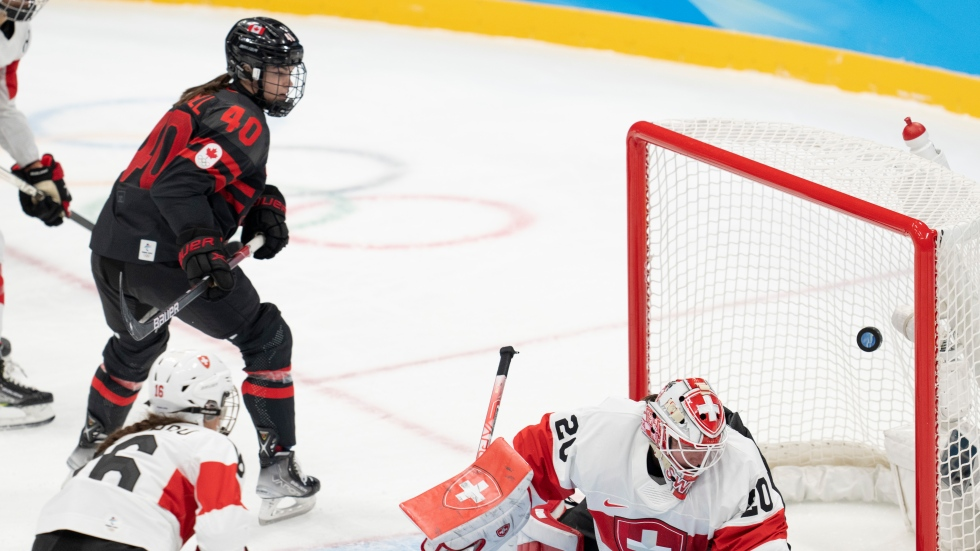 ESS: Team Canada begins 2022 Olympics with women’s hockey win