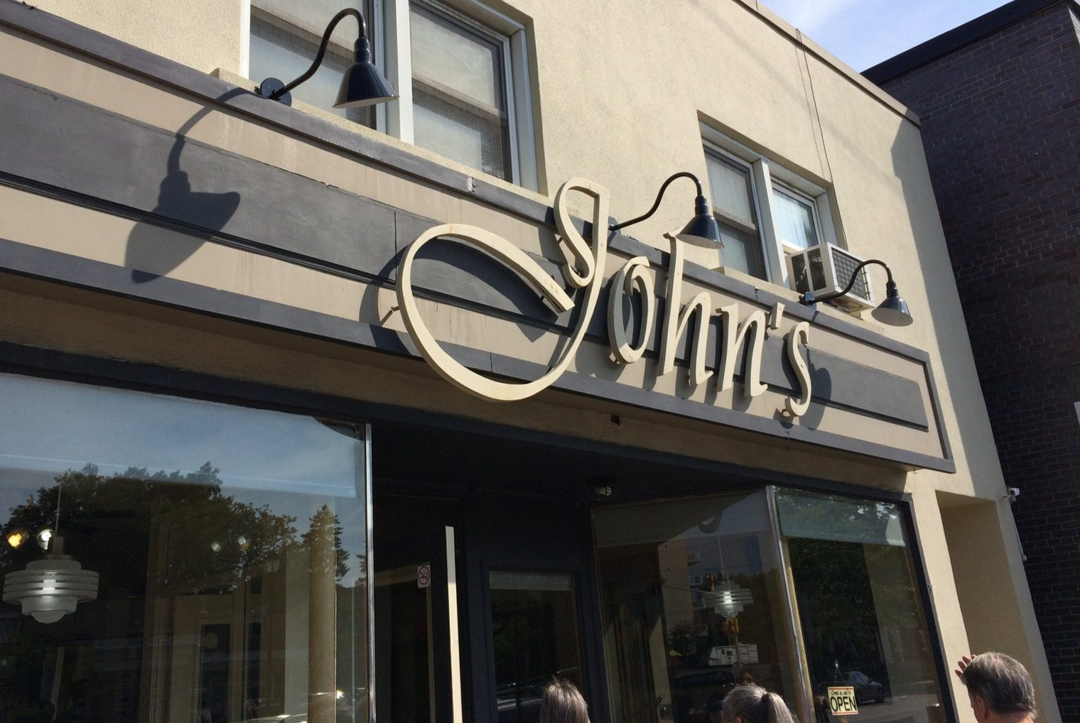 Ottawa Now - After 51 years in business, John's Diner turns out the lights this Friday