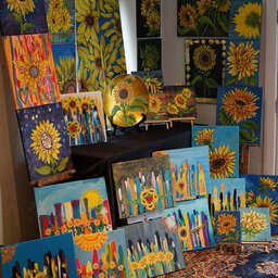 Ottawa Now – ‘We’ve spread a little joy onto each painting’: Ottawa Valley painter auctioning sunflower paintings to support Ukrainian relief efforts