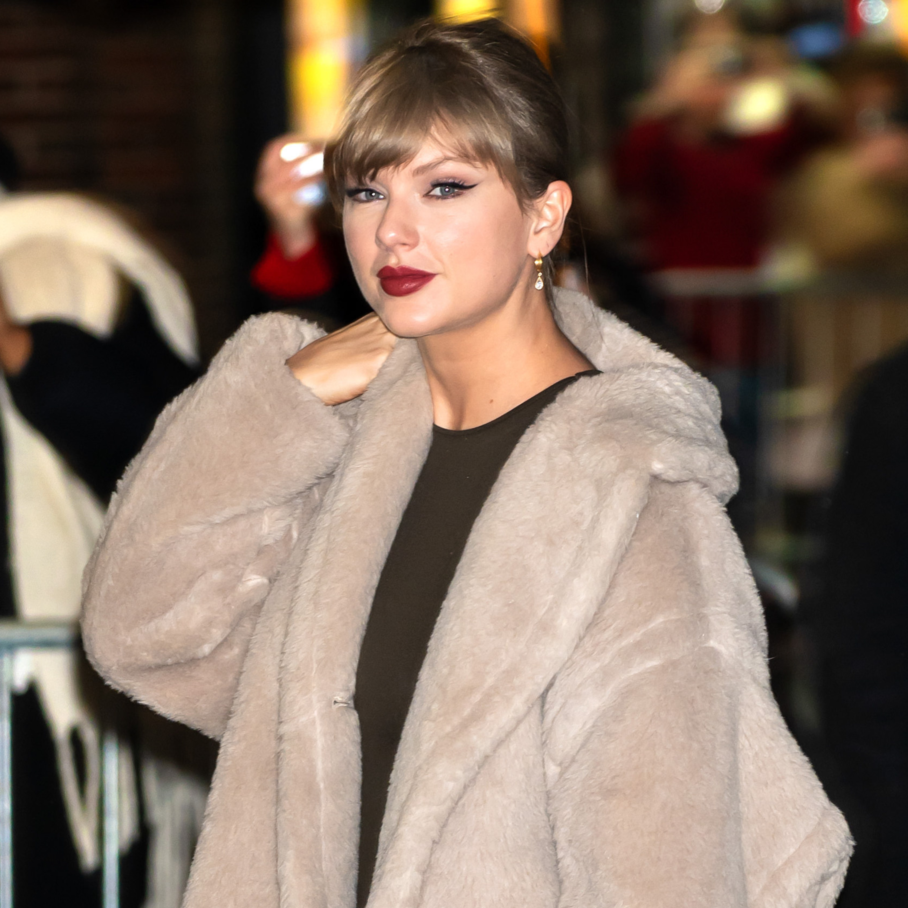 How Taylor Swift writes her music, Kacey Musgraves’ Coachella confessions and Billie on the big screen.