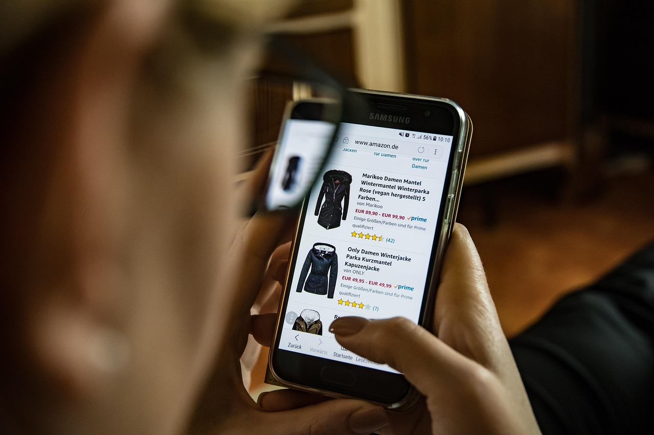 Hour 4: There are reports that some online distributors like Amazon and Temu are about to jack up prices due to tariffs, is the US devolving into 1930s Germany and Overhyped and Underplayed.