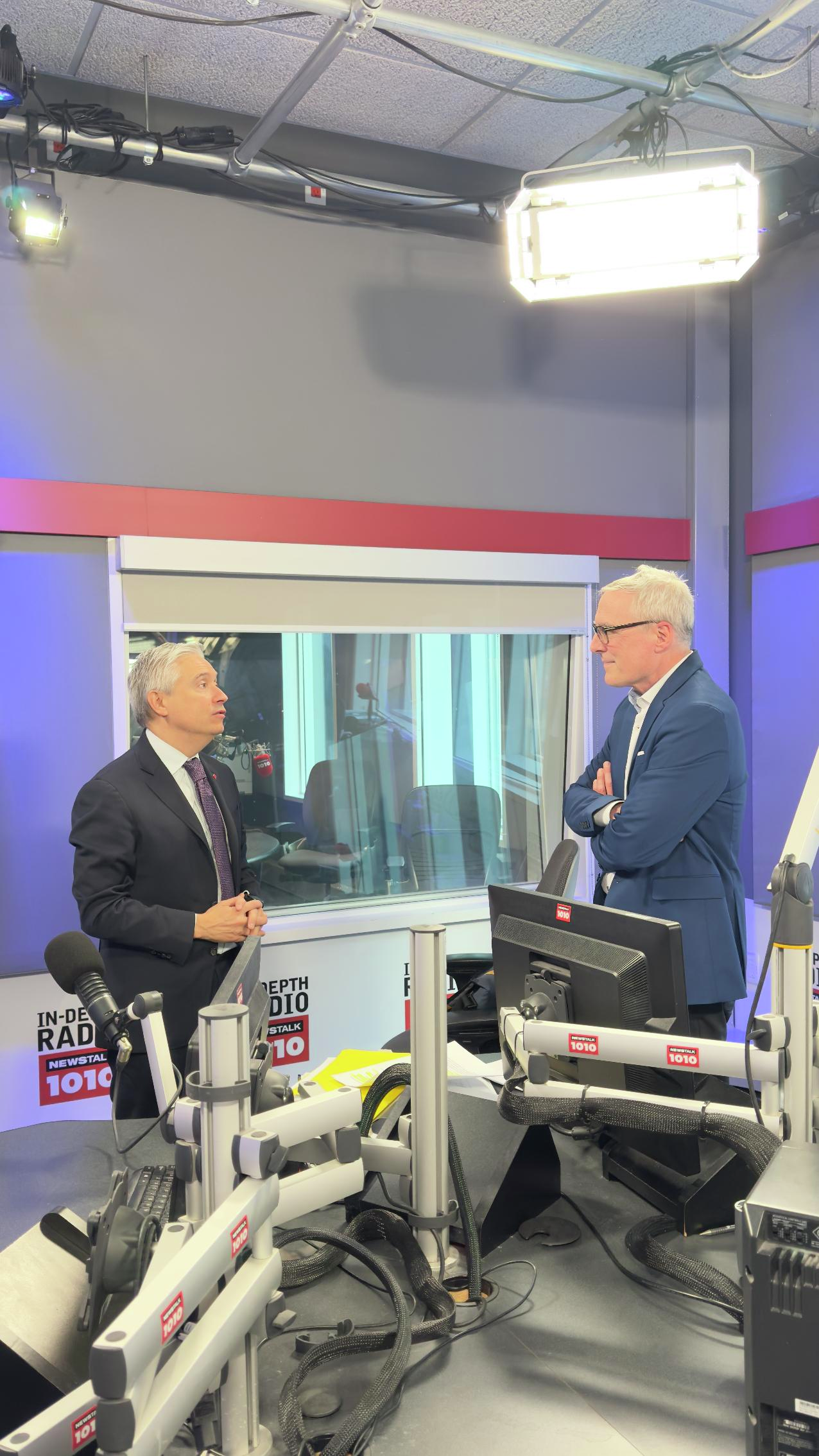 Hour 3: Finance Minister François-Philippe Champagne, PM Mark Carney is set to announce the second phase of the major projects list on Thursday and free for all round two.