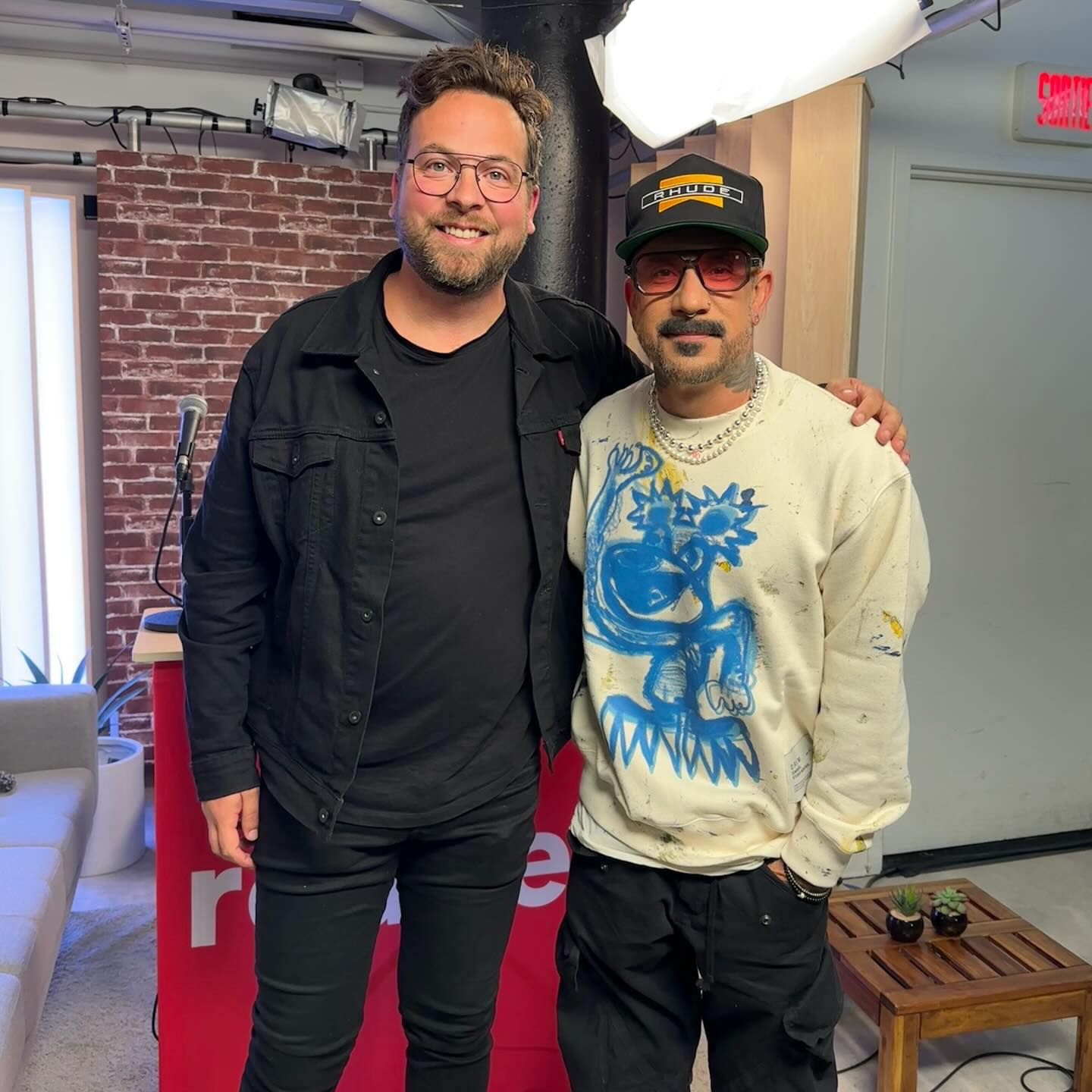 Phil brunche avec AJ McLean des Backstreets Boys, le futur maire de Montréal ?