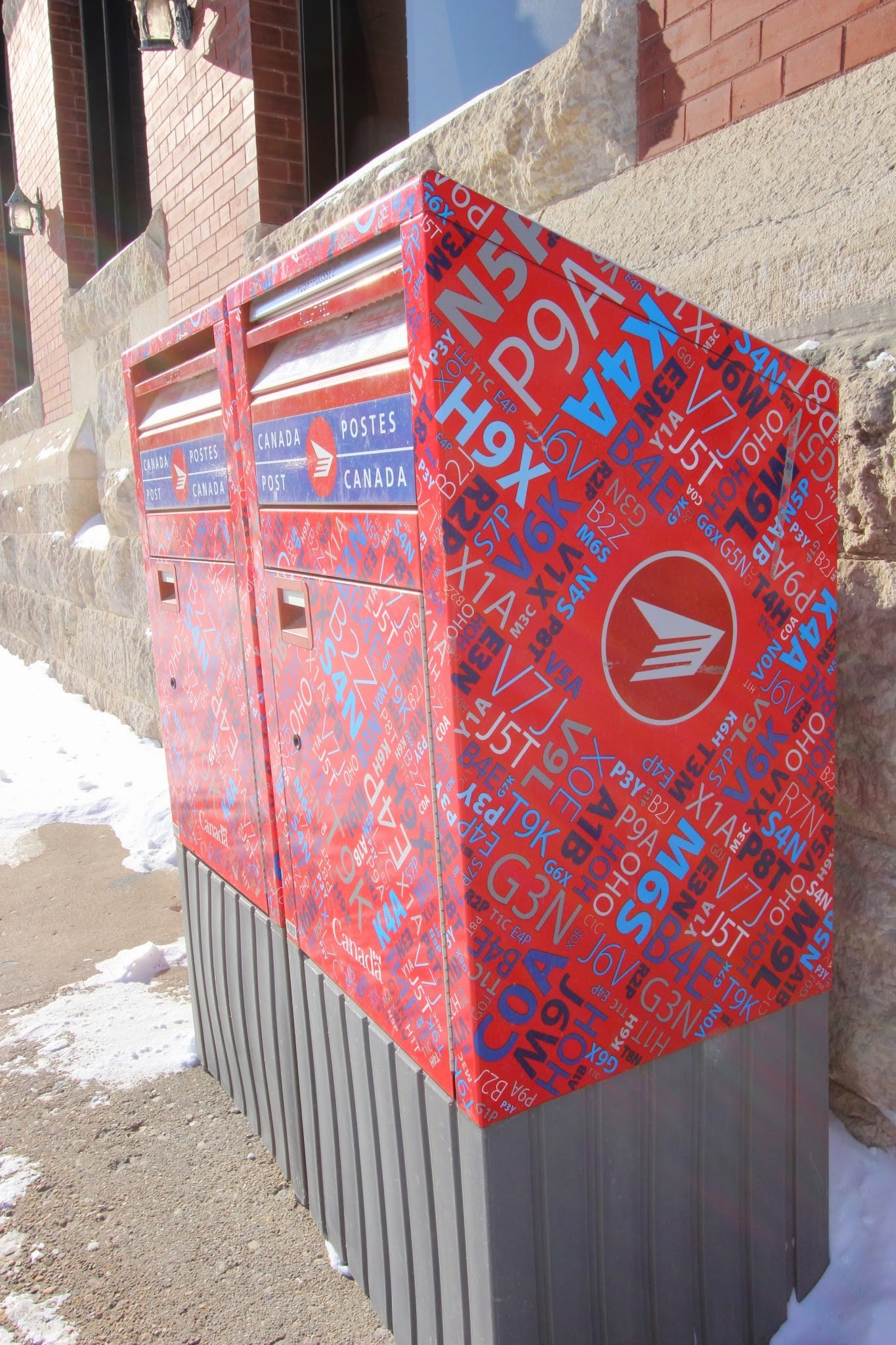 York University labour studies professor @wsteventufts explains to @MooreintheAM how Canada Post has posted a record loss of $1.57B last year. episode artwork