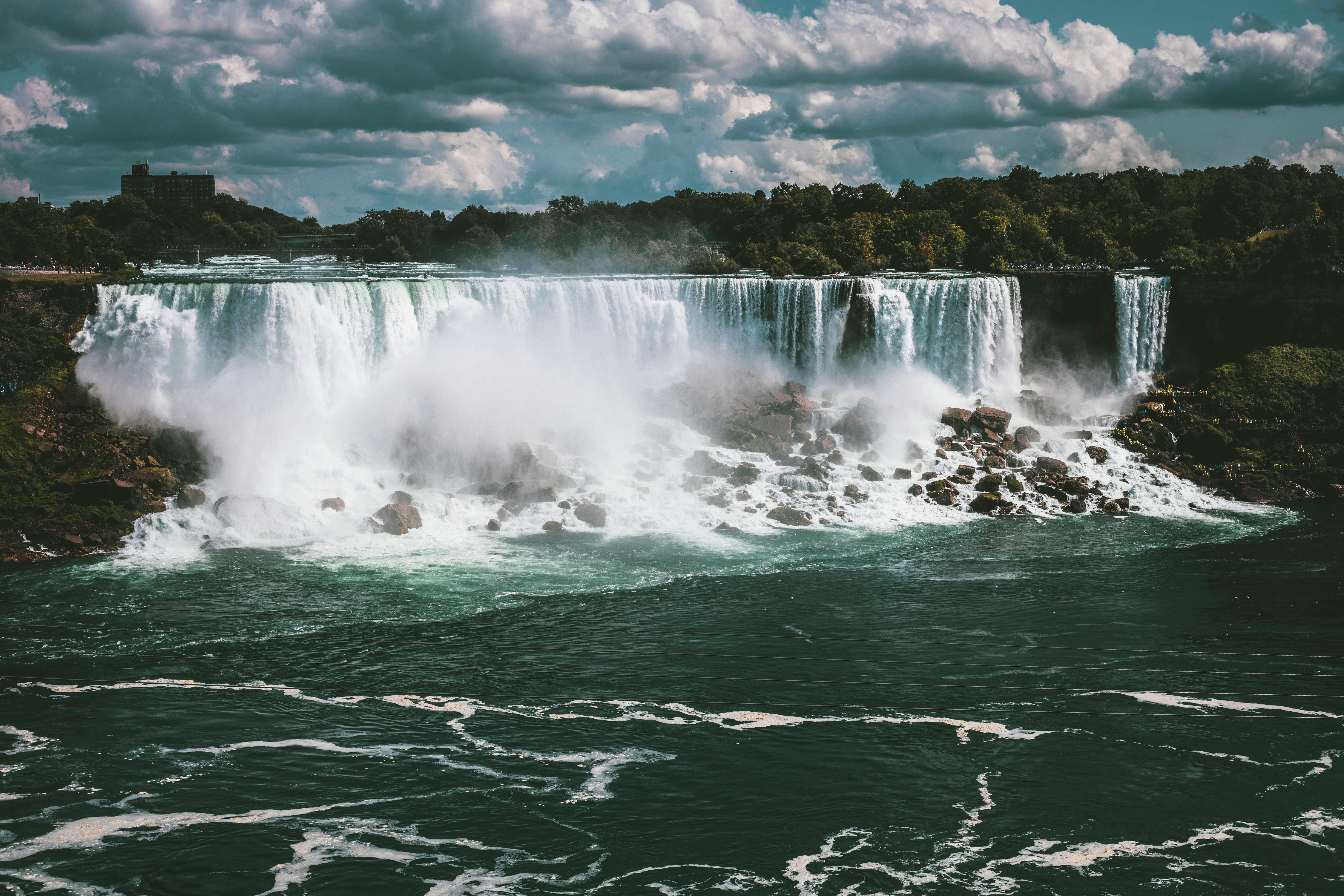 With coming changes to the governance the region, Niagara Falls Mayor @JimDiodati and St Catharines Mayor @MatSiscoe weigh in on @MooreintheAM about the province looking to appoint ‘strong’ regional chairs. episode artwork