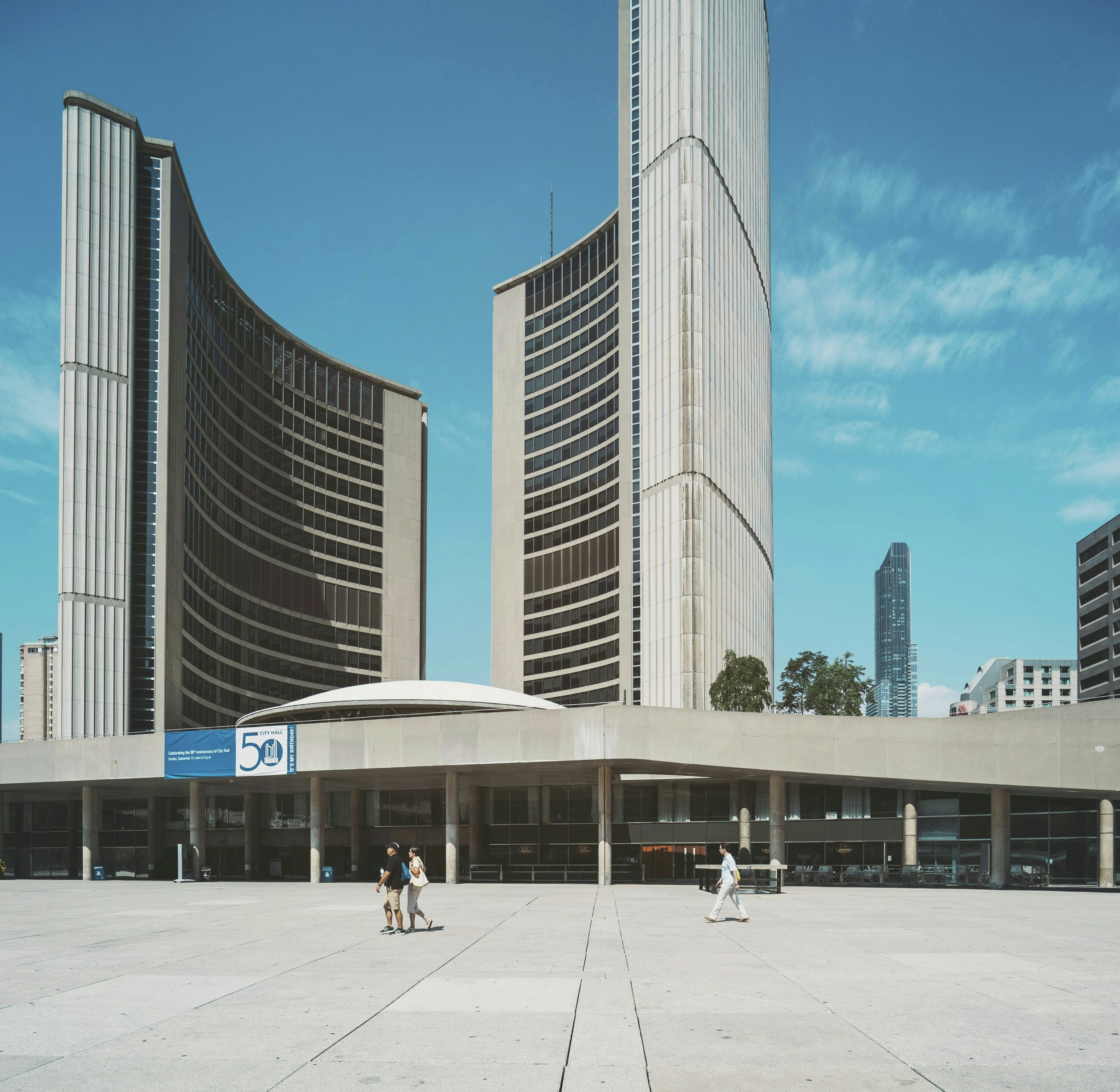 Olivia Chow defends her budget saying it will help seniors and vulnerable people. She, however, won’t answer whether she is running for reelection. She hopes the Eglinton Crosstown opens this weekend and says the province got involved in helping clear the snow. episode artwork