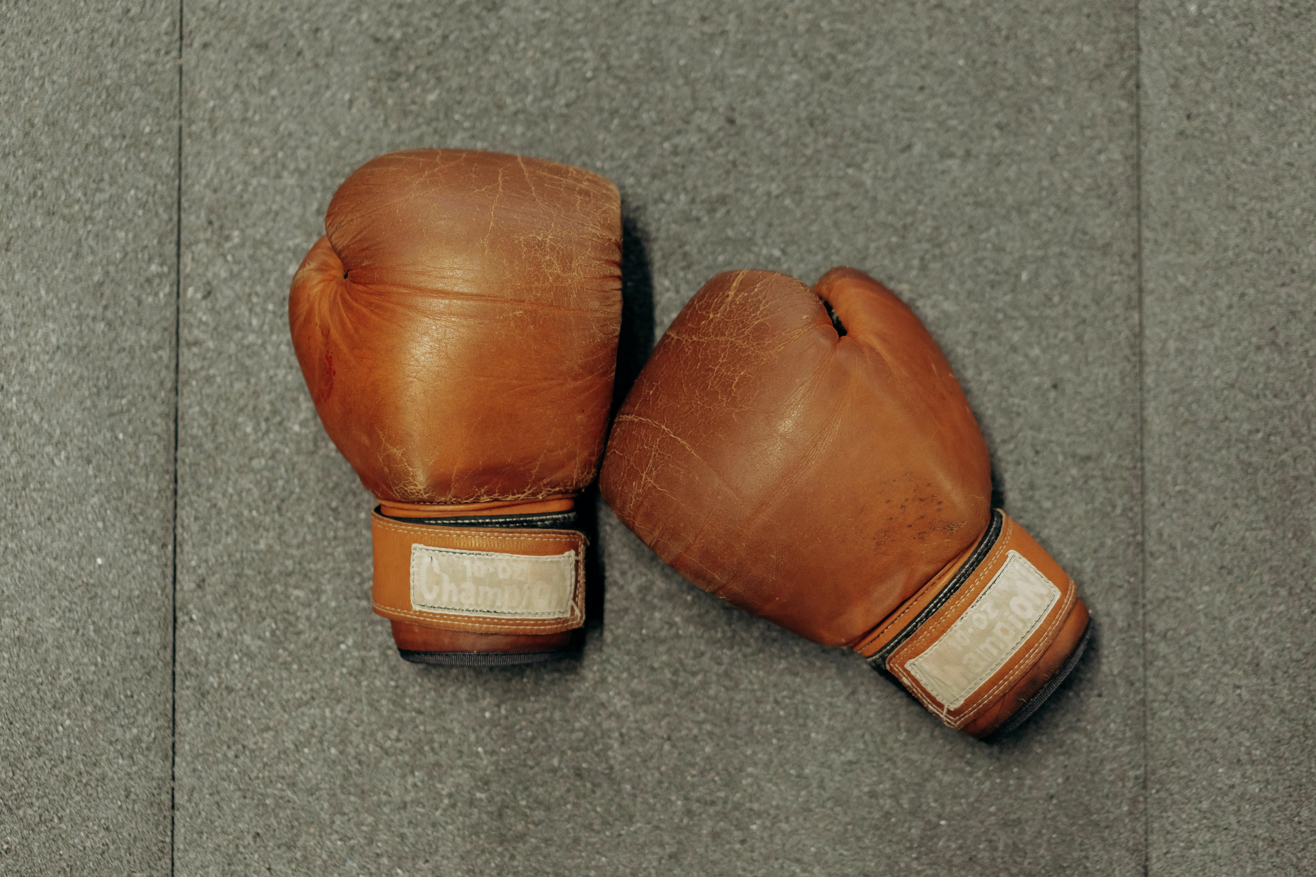 What is the ‘knock out punch’ Carney and Poilievre need at the debates? episode artwork
