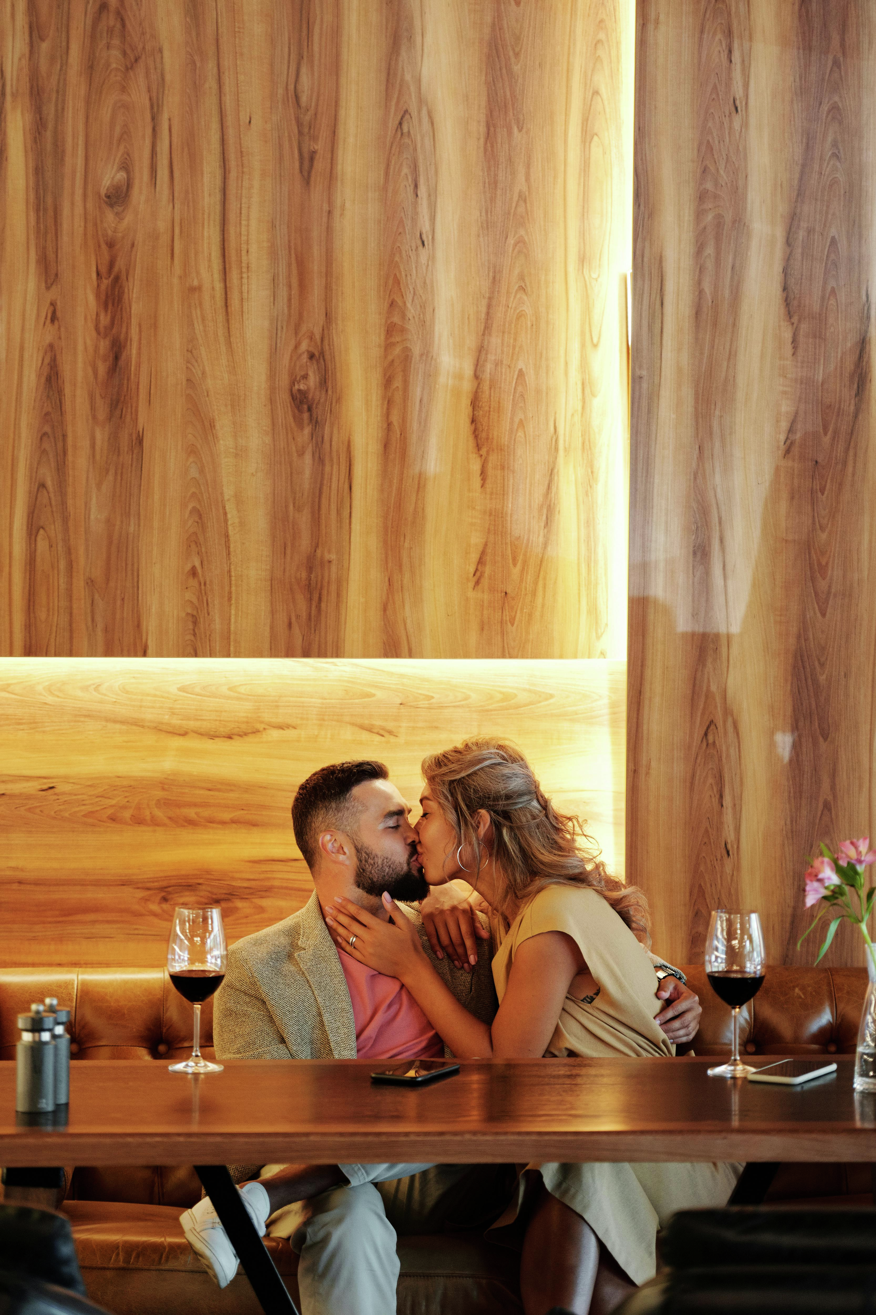 Thinking of getting back into dating? episode artwork