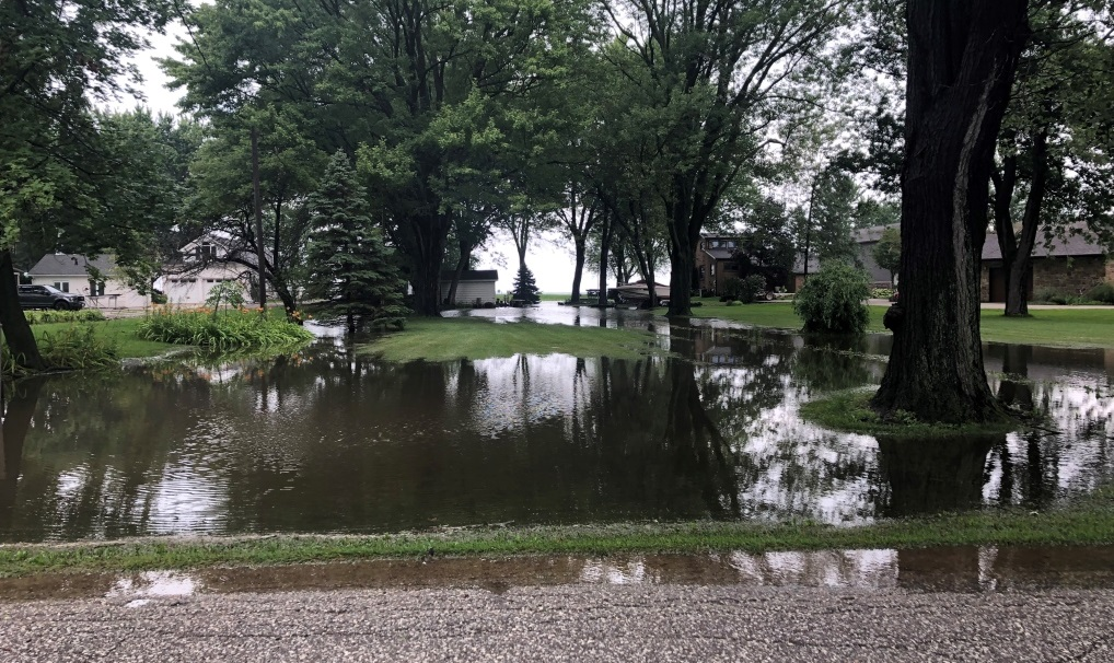 Live & Local- Environment Canada Meteorologist Rob Kuhn
