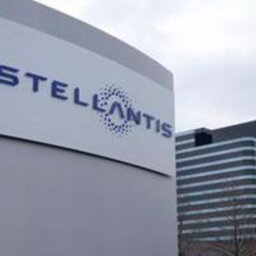 Canada Closing in on Deal to get Stellantis Battery Plant back on Track