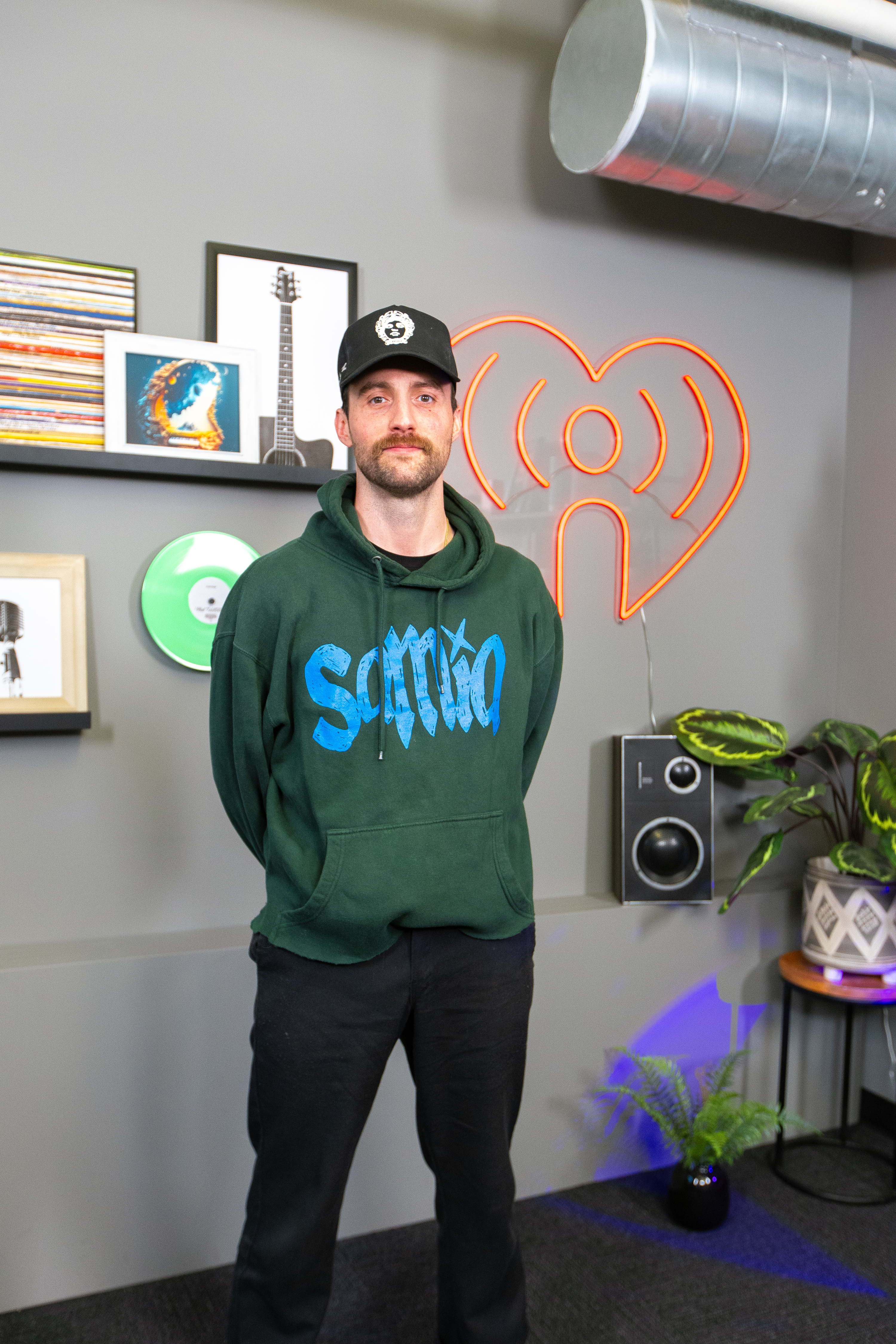 Ruston Kelly on 'Too Chill to Kill' His Bus Catching Fire, Weakness, et cetera, Recording in Hotels
