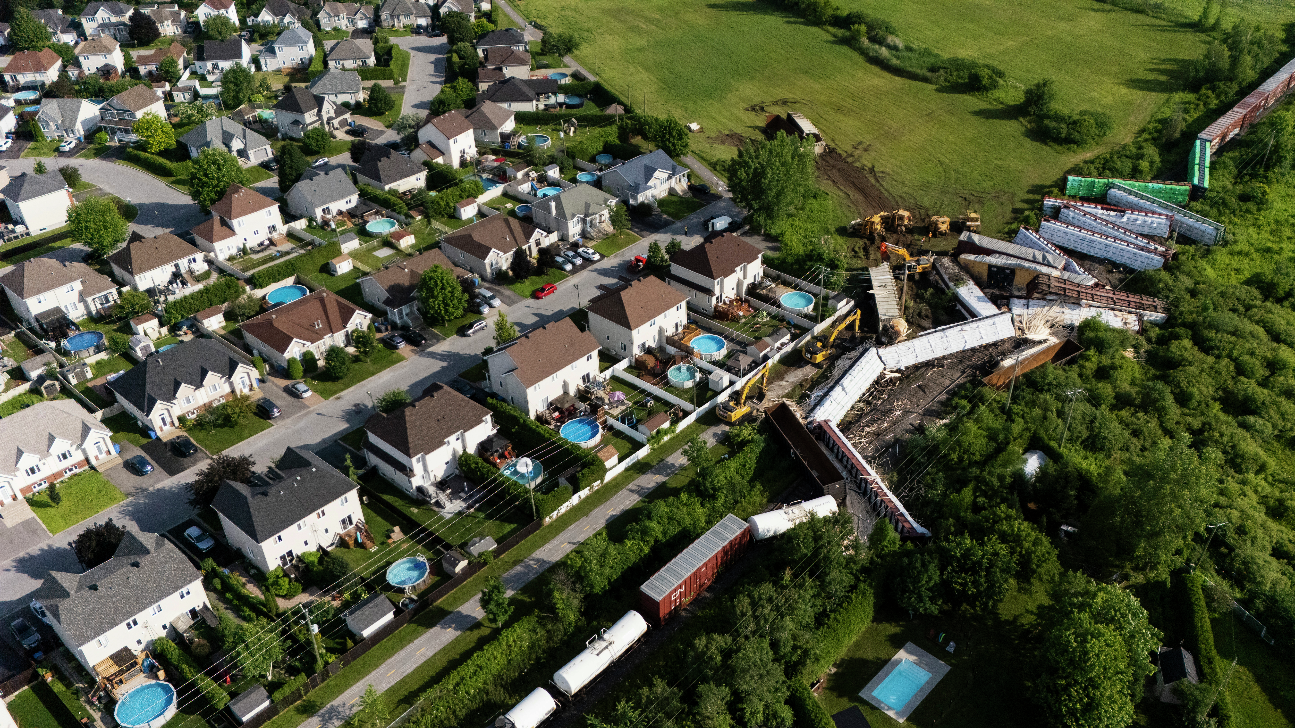 What could have caused the freight train derailment in Repentigny? episode artwork