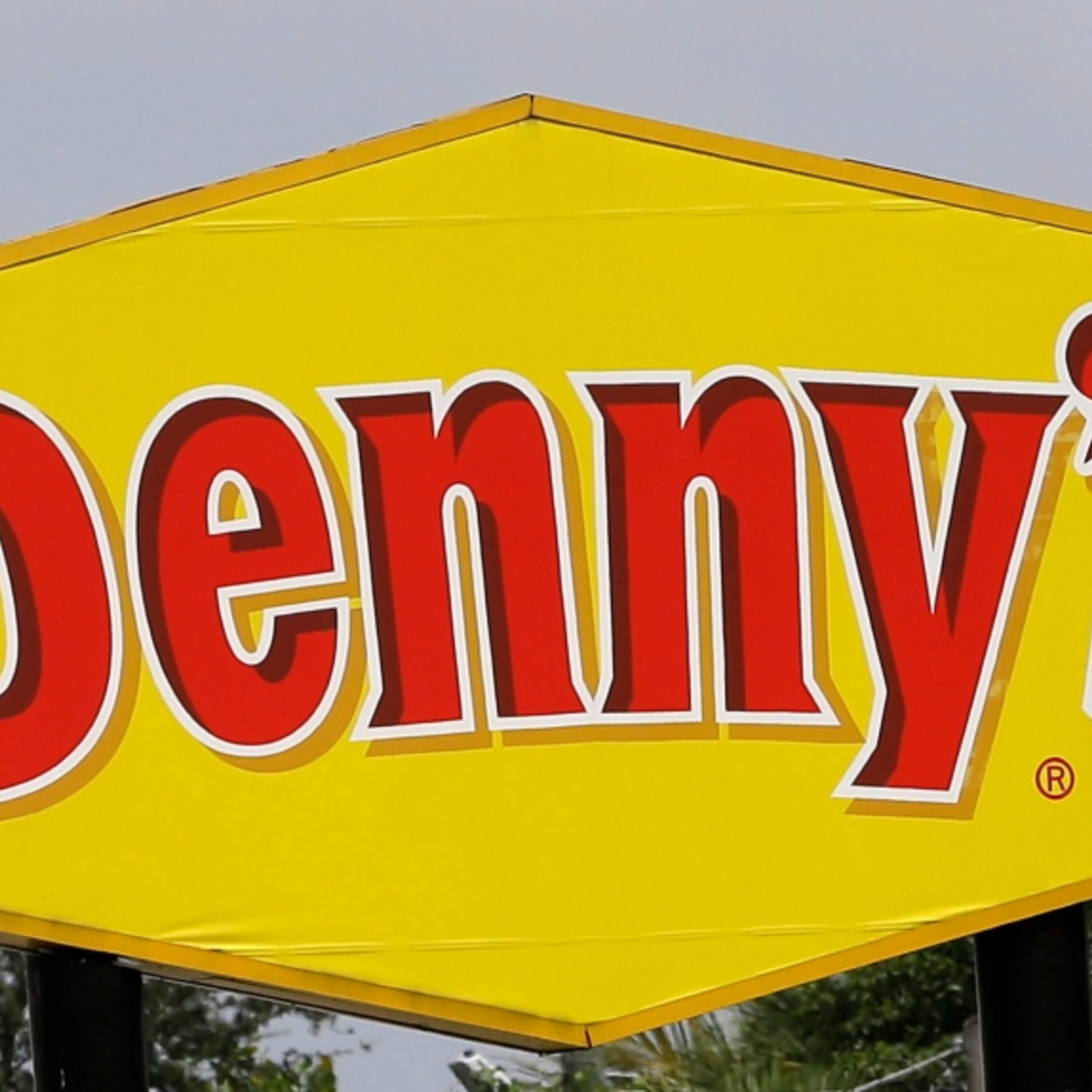 It's Official: Denny's Dartmouth Crossing To Open Next Week!