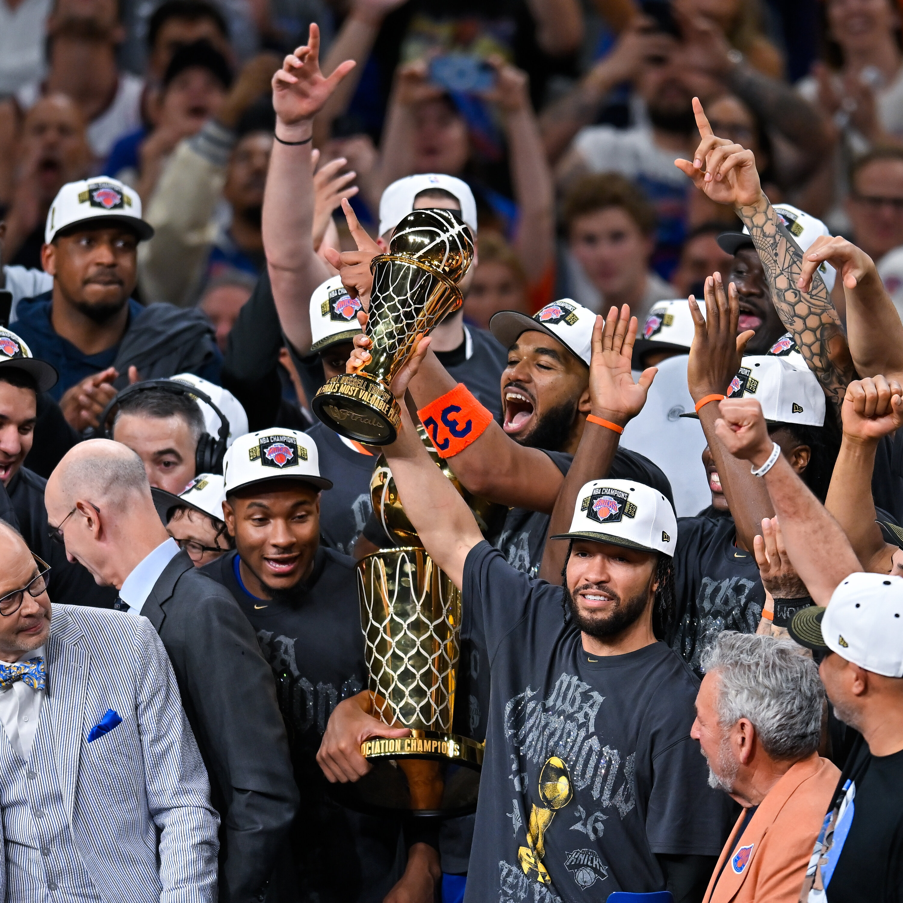 Hour 2 - The latest of World Cup action with Noel Butler + Jalen Brunson making history in the Knicks title victory episode artwork