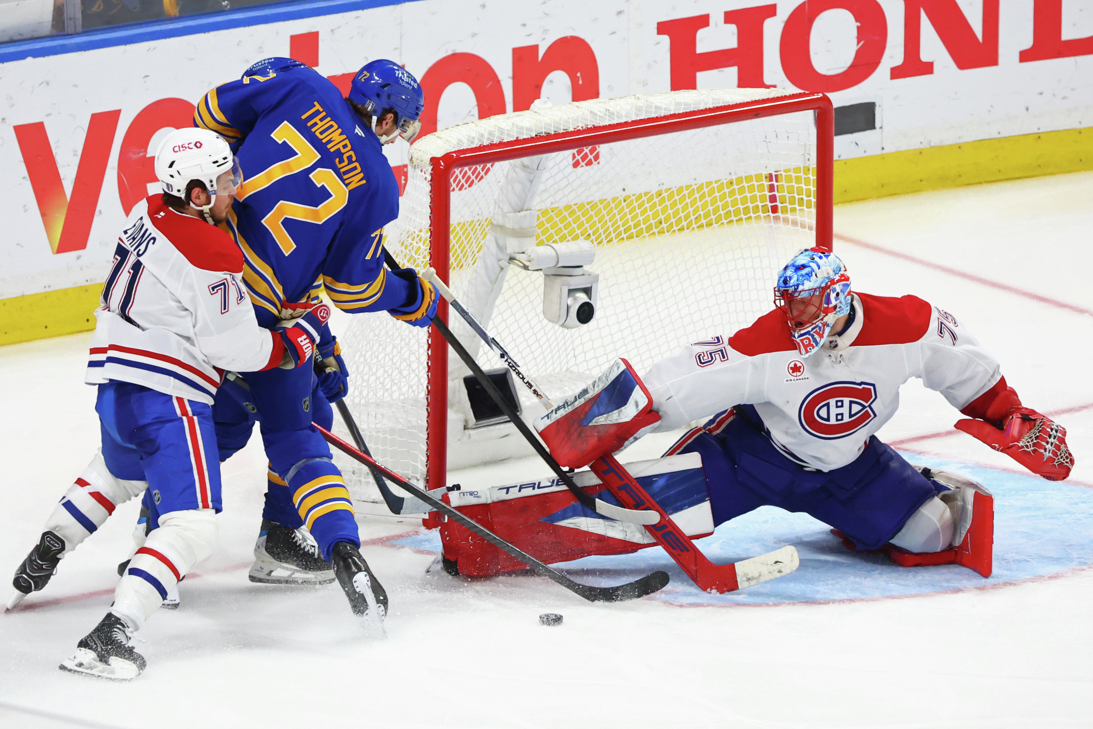 Hour 2 - Dobes and Newhook continuing to shine as the Habs advance to the Conference Finals