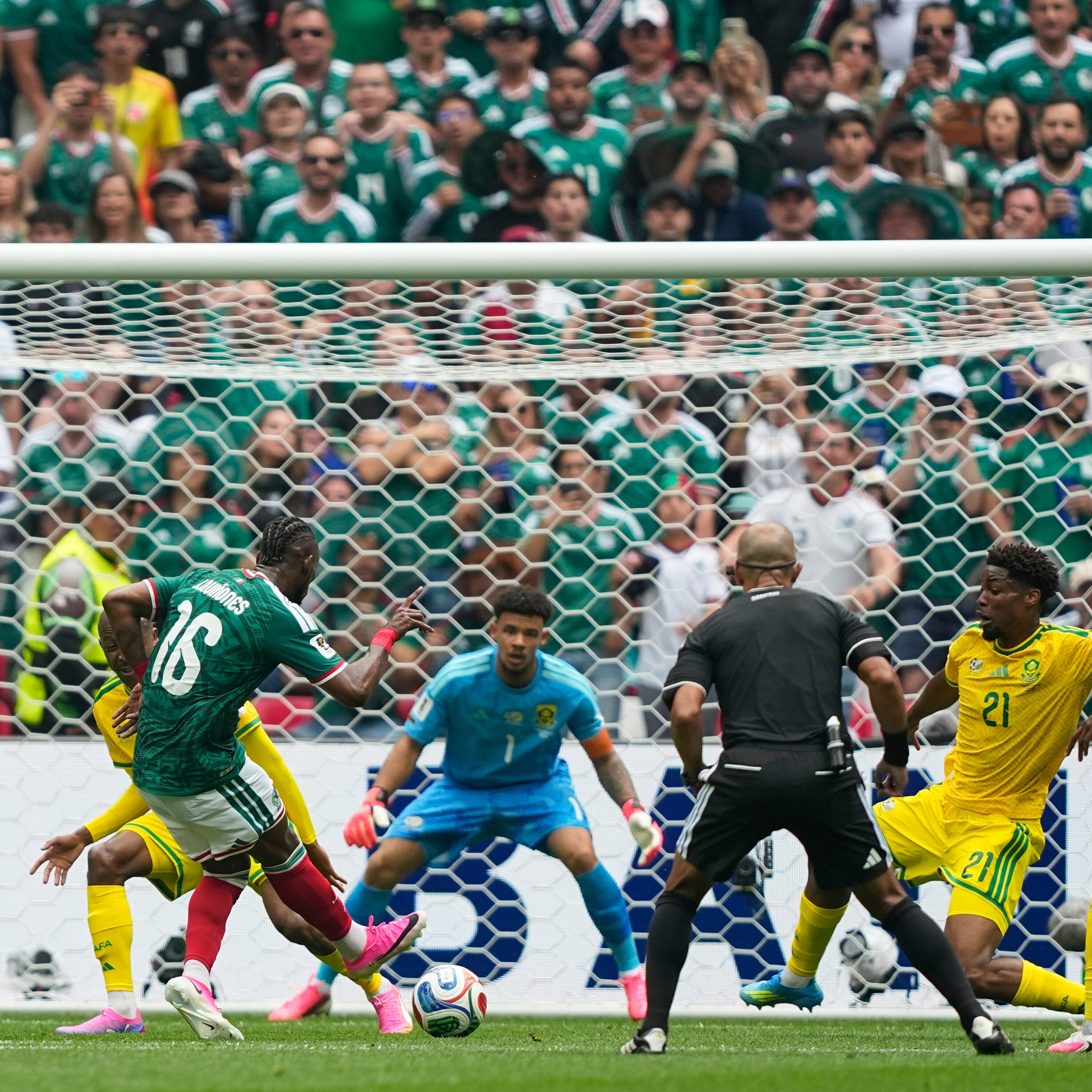 Hour 2 - The World Cup begins + Darnell Nurse requests trade