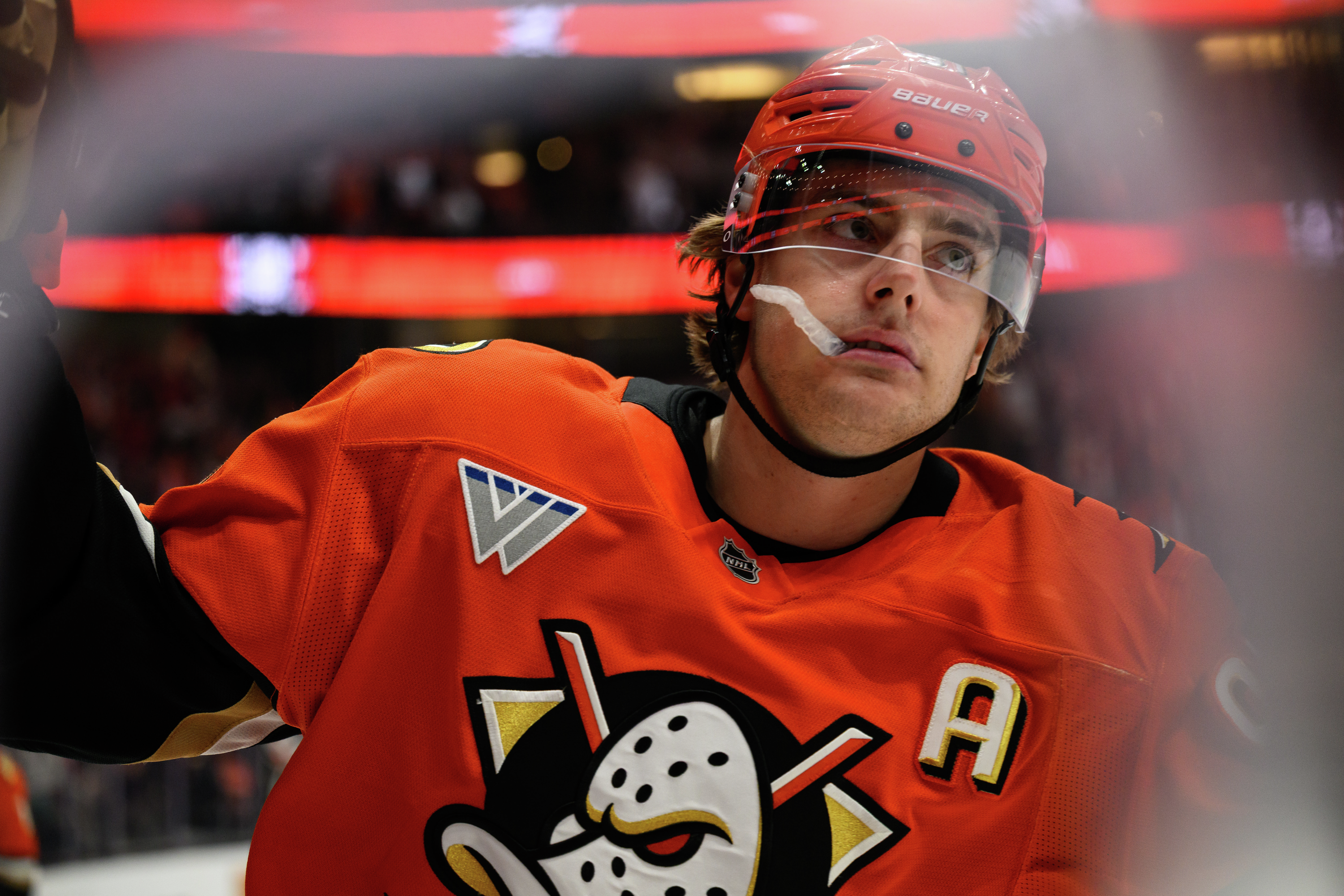 Hour 1 - The Anaheim Ducks match Leo Carlsson's offer sheet + France take on Morocco in the Quarter-Finals