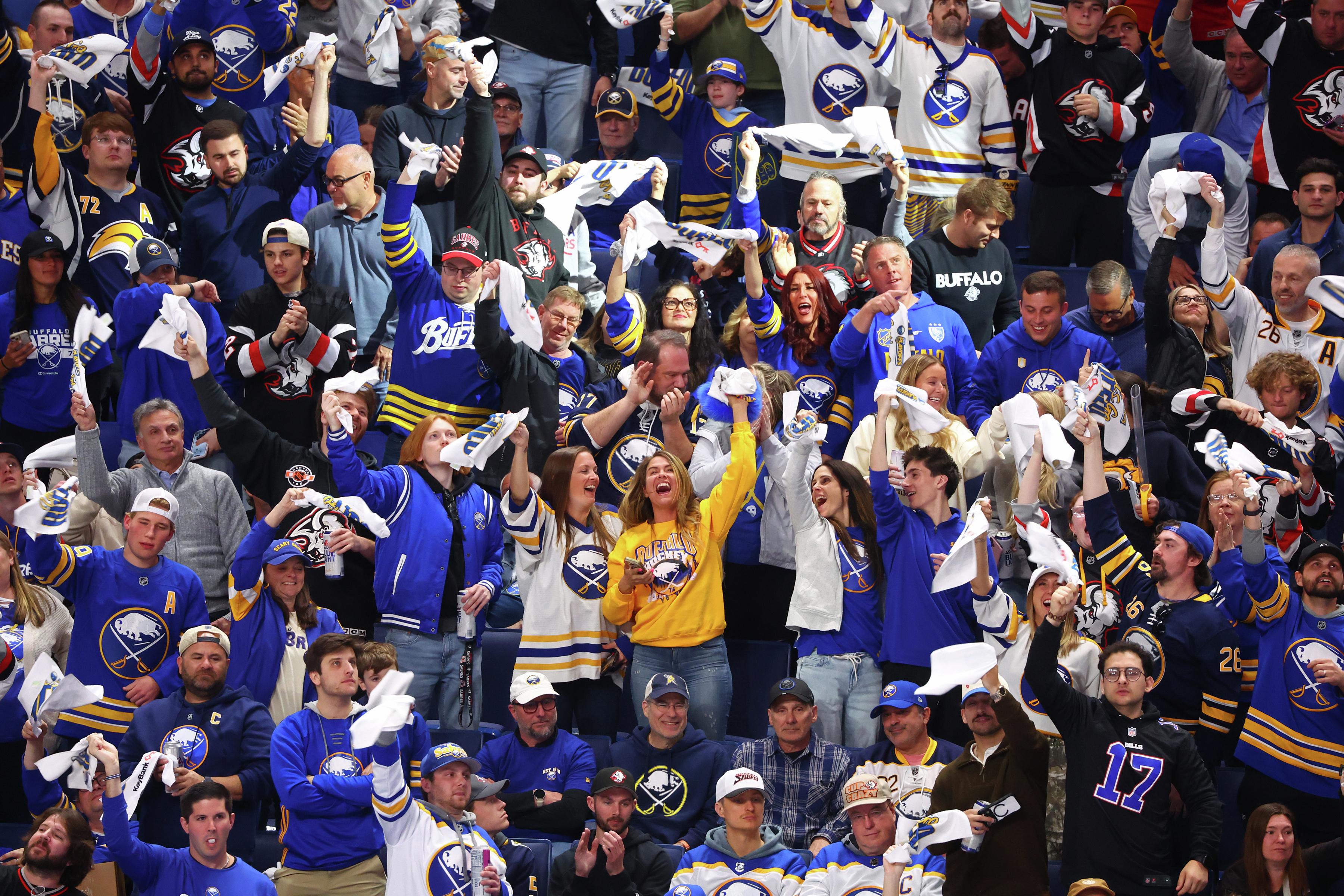 Hour 2 -  Crowd environment in Buffalo, the latest in the NBA Playoffs + Perry G of Expos Fest joins