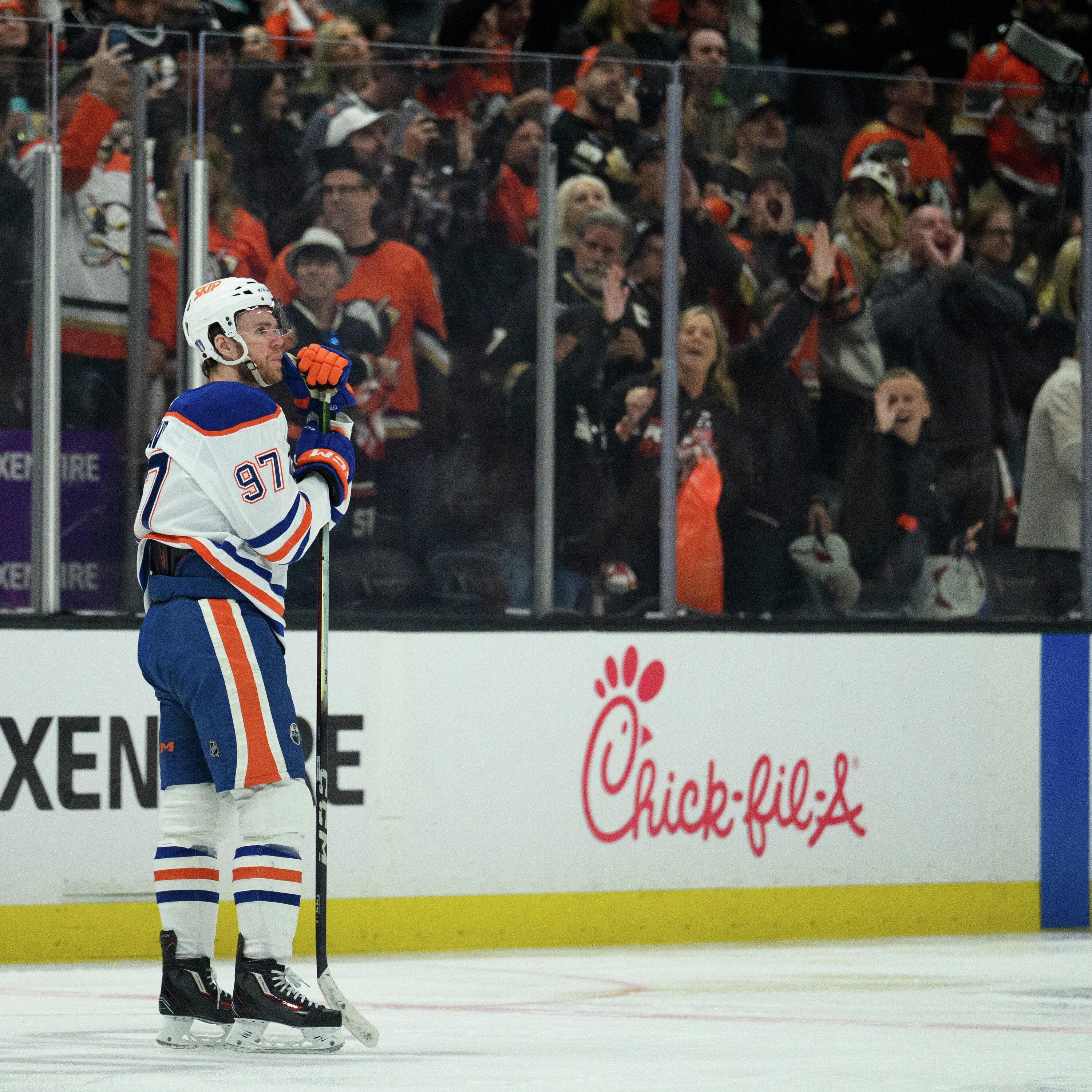 Hour 2 - NHL stars that could potentially leave their teams + how the Canadiens will respond in game 5 episode artwork