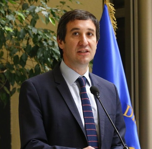 Imagen de Presidente de la UDI y término abrupto de la bilateral presidencial: “La mentira tiene patas cortas”