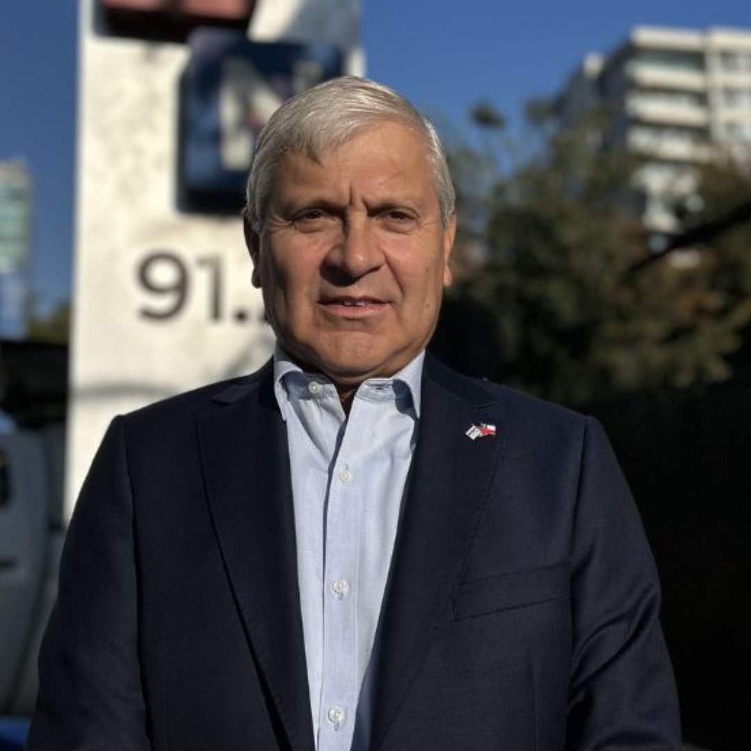 Imagen de General (r) Yañez y medidas del gobierno: 