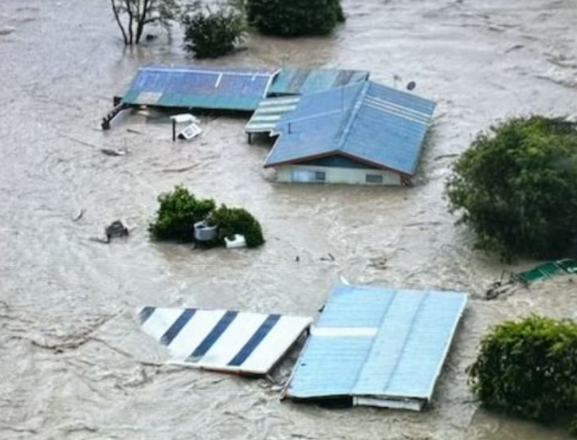 Update on Cyclone Gabrielle in the Hawkes Bay.