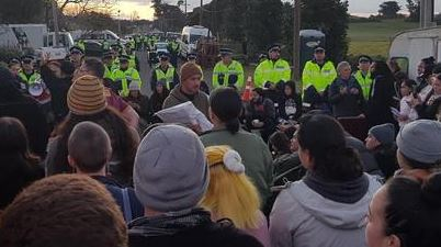 Support for Ihumatao protectors gains momentum online