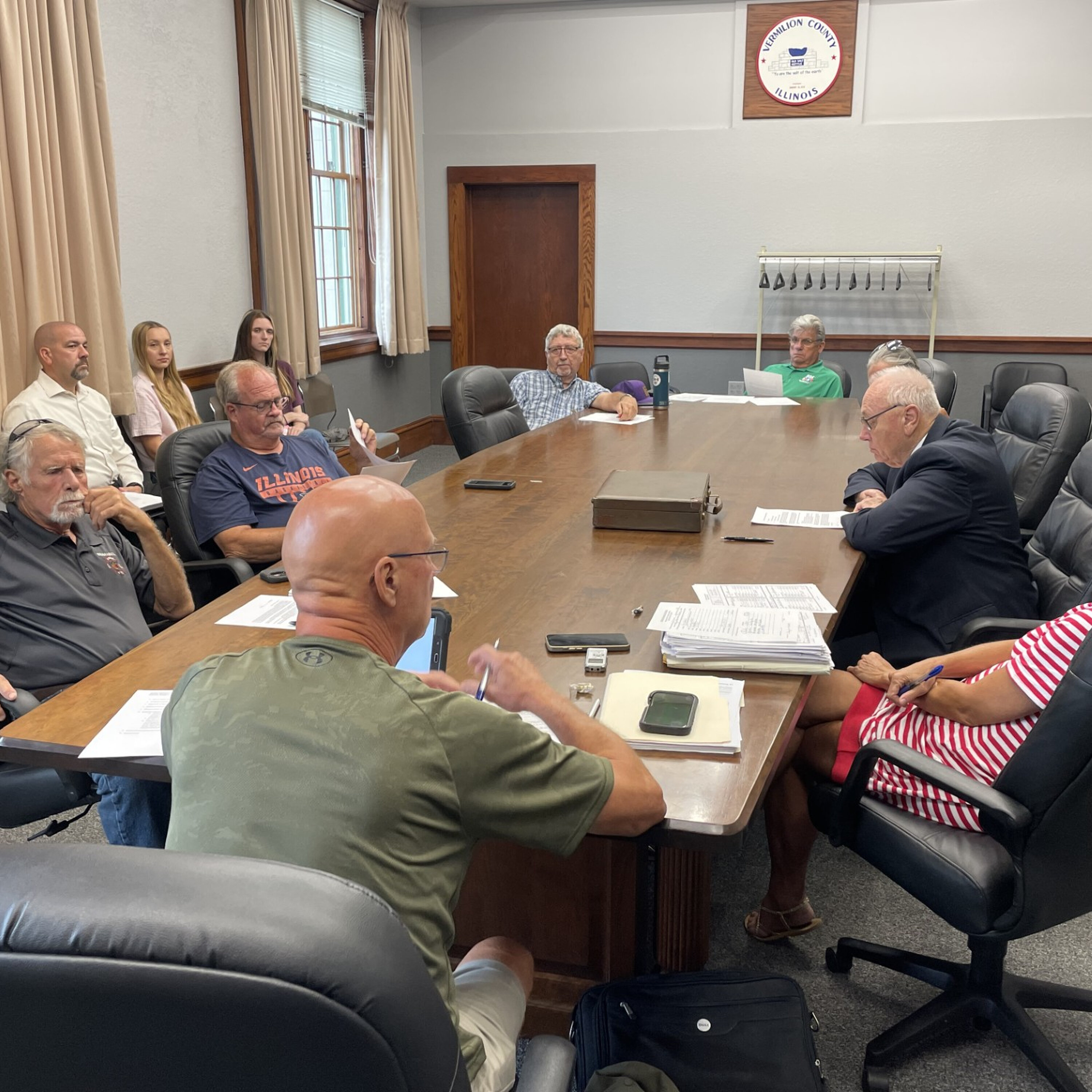 VCF News: Vermilion Co Board Committee Approves Deal Looking into Animal Shelter Issue episode artwork