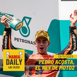 Pedro Acosta se corona en Moto2