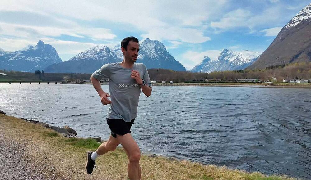 Tertulia -  Kilian Jornet y entrenamiento  Western States y el fenómeno fan