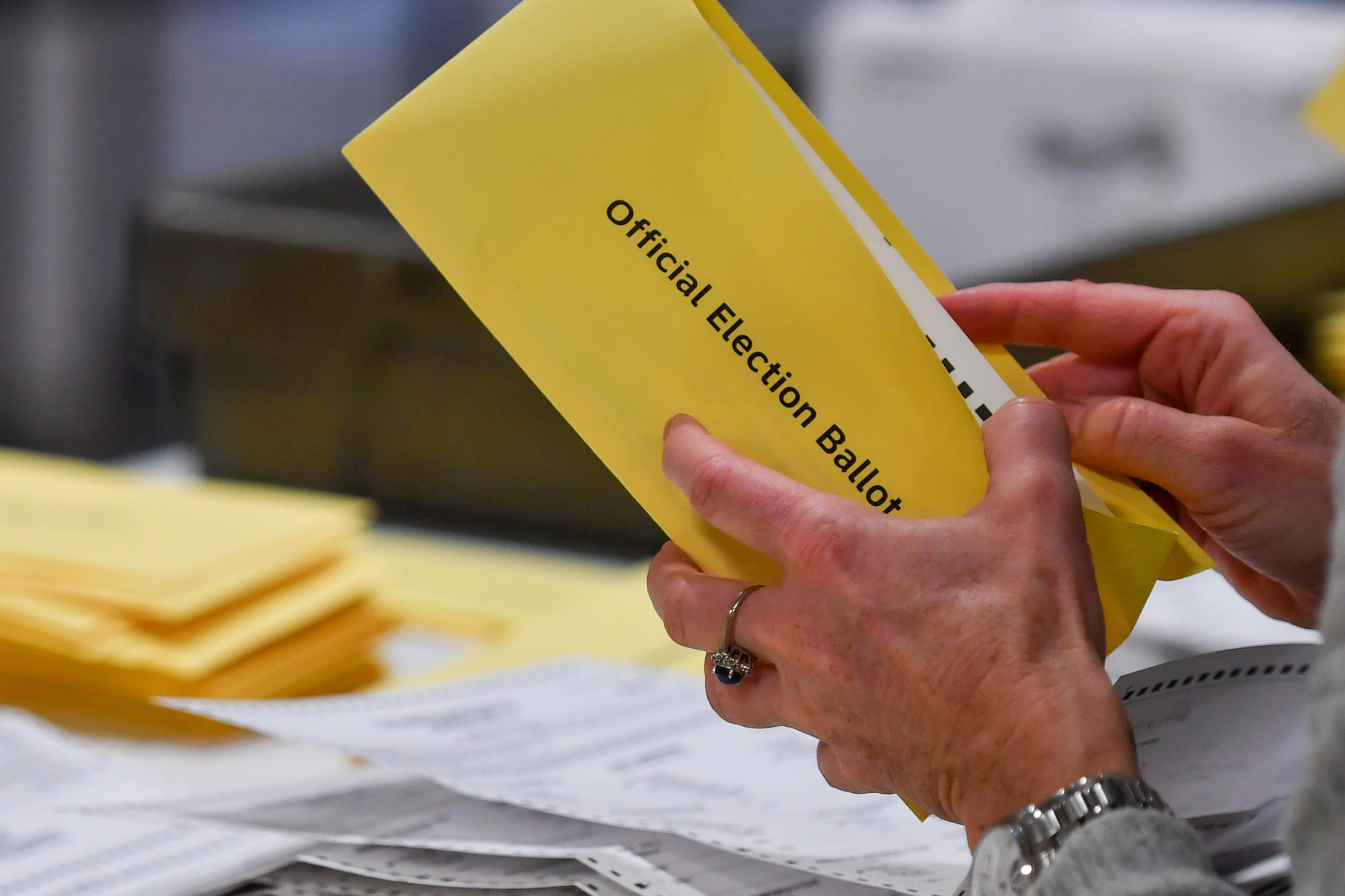 Democrats in Pa. House advance election bill that would allow counties to process mail-in ballots faster