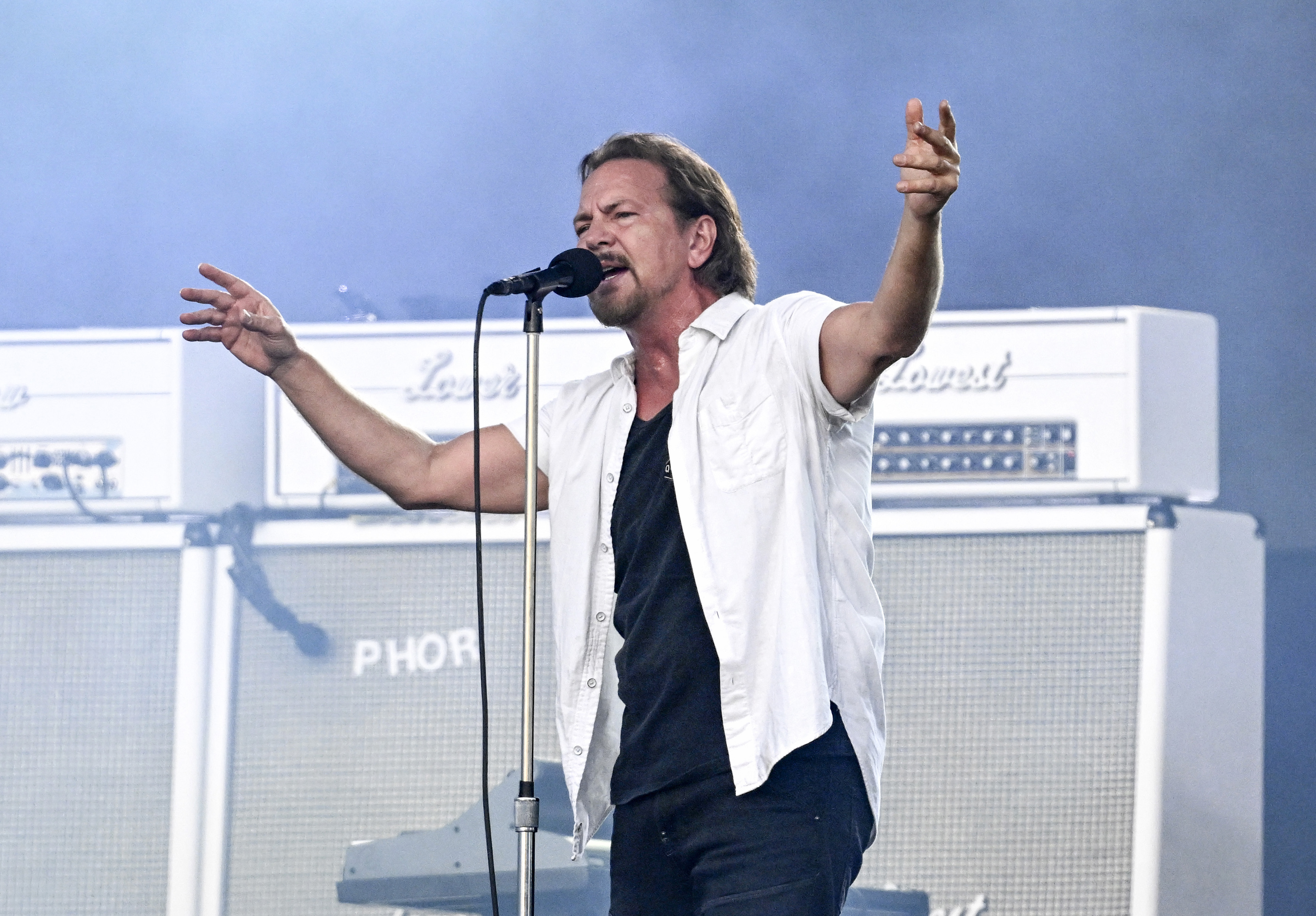 Eddie Vedder shares Ohana headliners