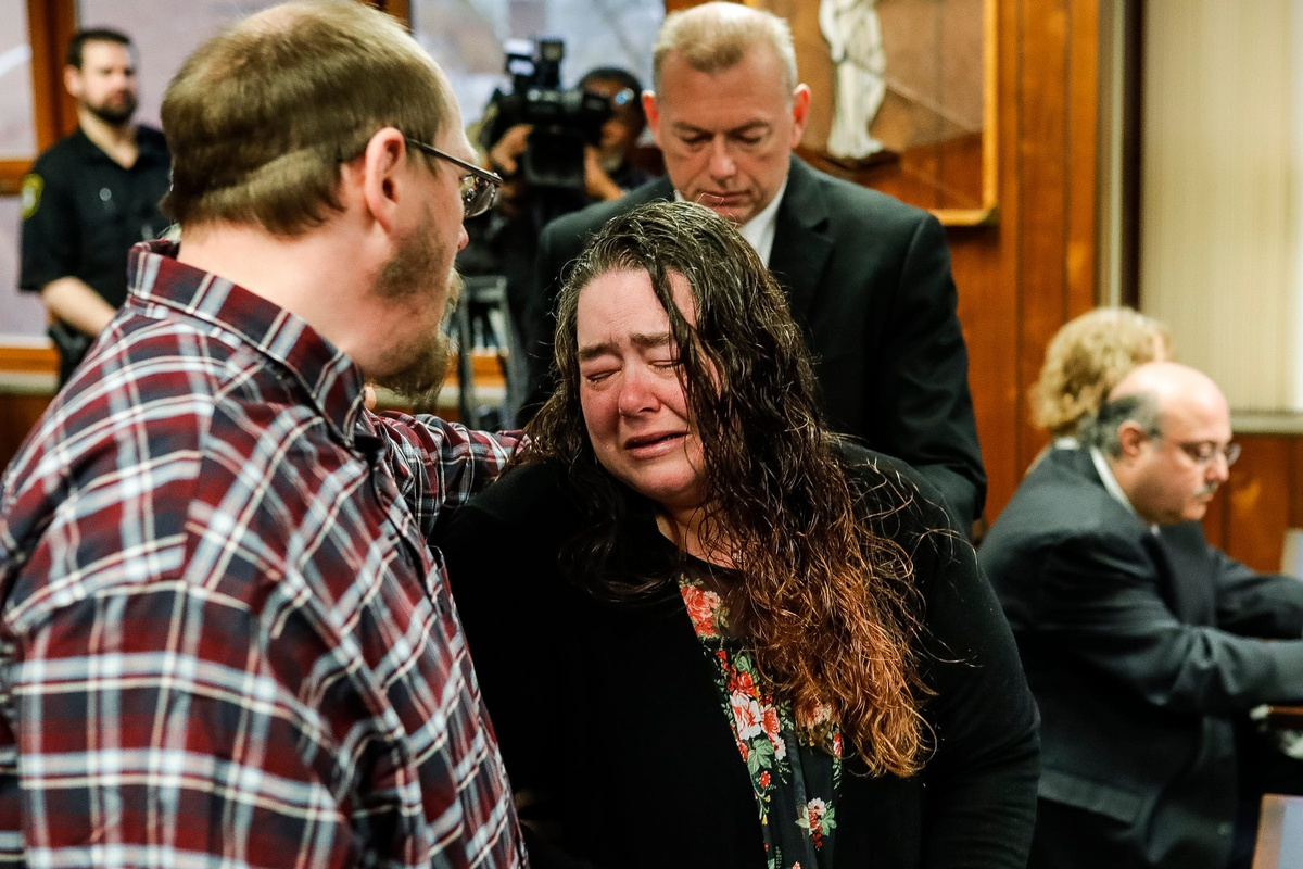 "She said, 'How am I supposed to live without my babies?'" Victims' family speaks at arraignment for woman  who drove SUV into child's birthday party